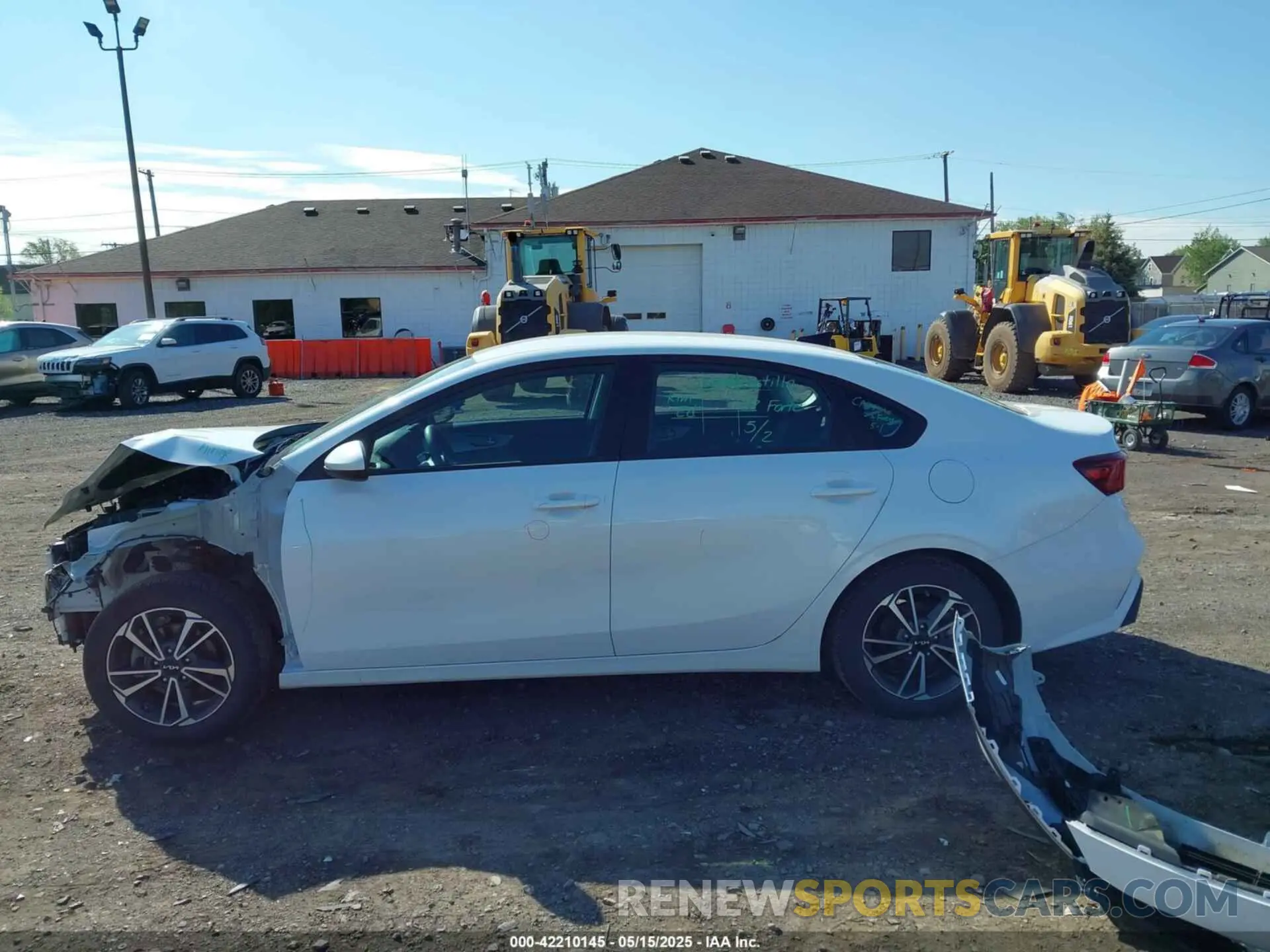 15 Photograph of a damaged car 3KPF24AD8NE455481 KIA FORTE 2022