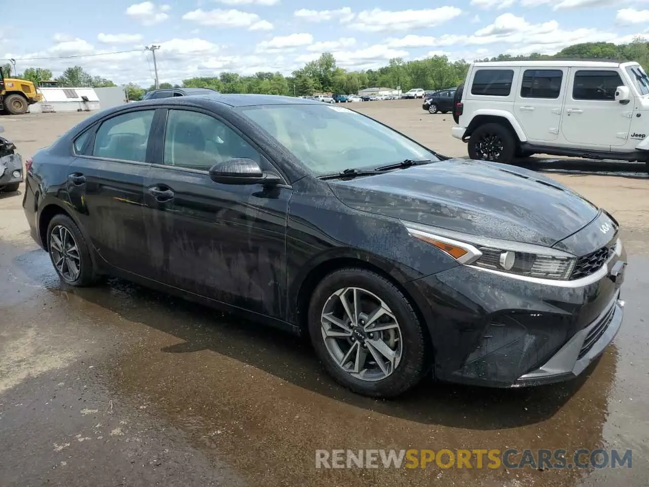 4 Photograph of a damaged car 3KPF24AD8NE465587 KIA FORTE 2022