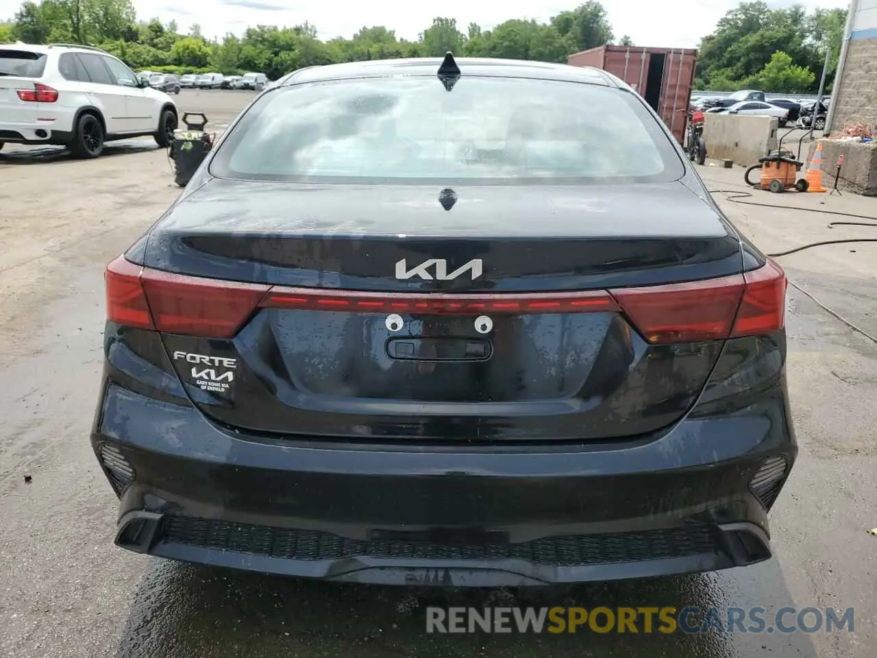 6 Photograph of a damaged car 3KPF24AD8NE465587 KIA FORTE 2022