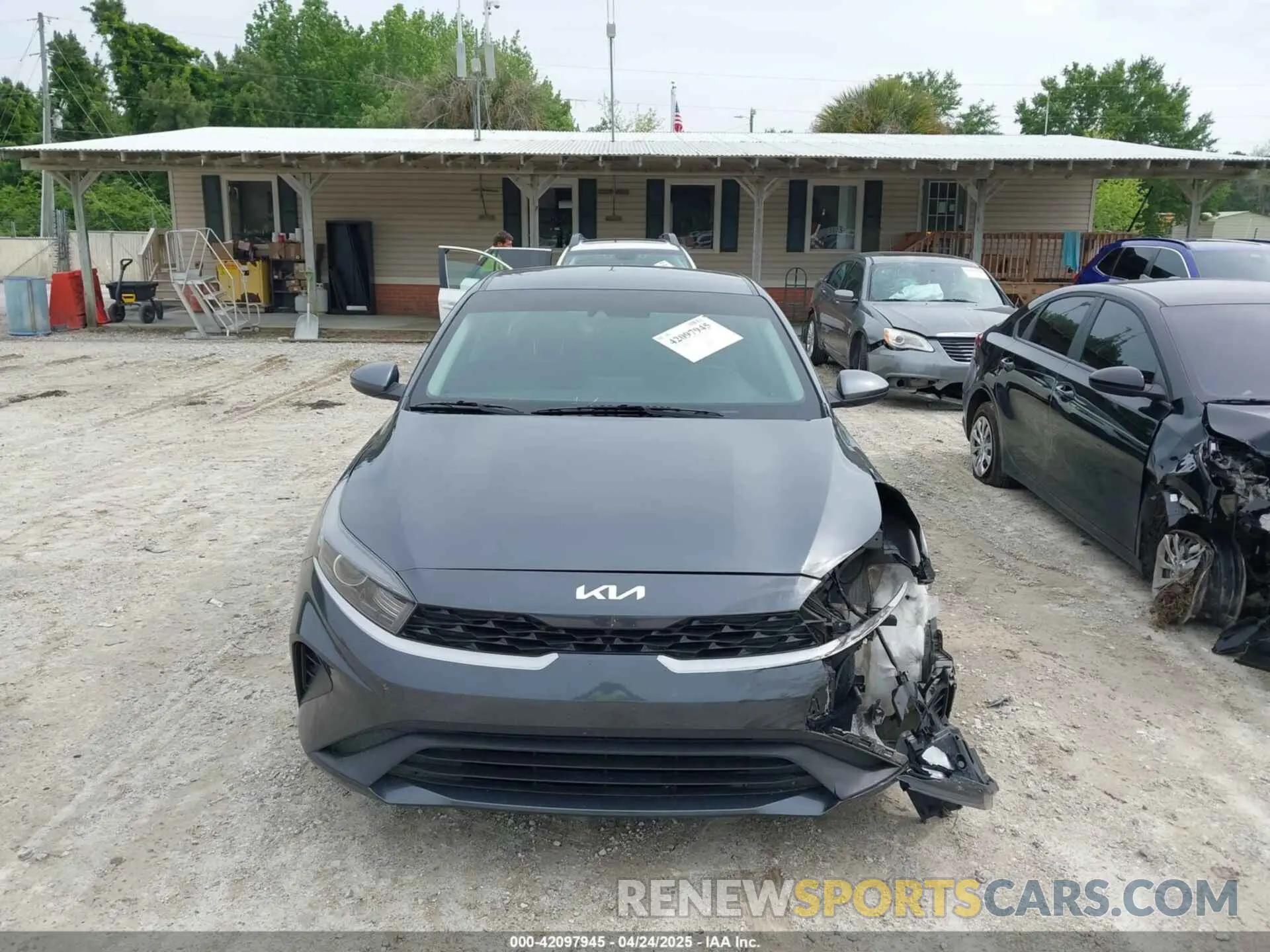 12 Фотография поврежденного автомобиля 3KPF24AD8NE466674 KIA FORTE 2022