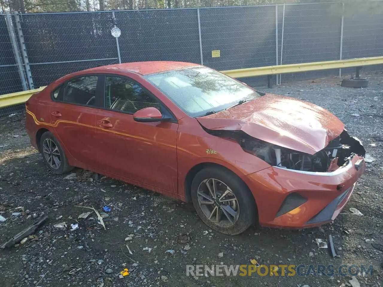 4 Photograph of a damaged car 3KPF24AD8NE467713 KIA FORTE 2022