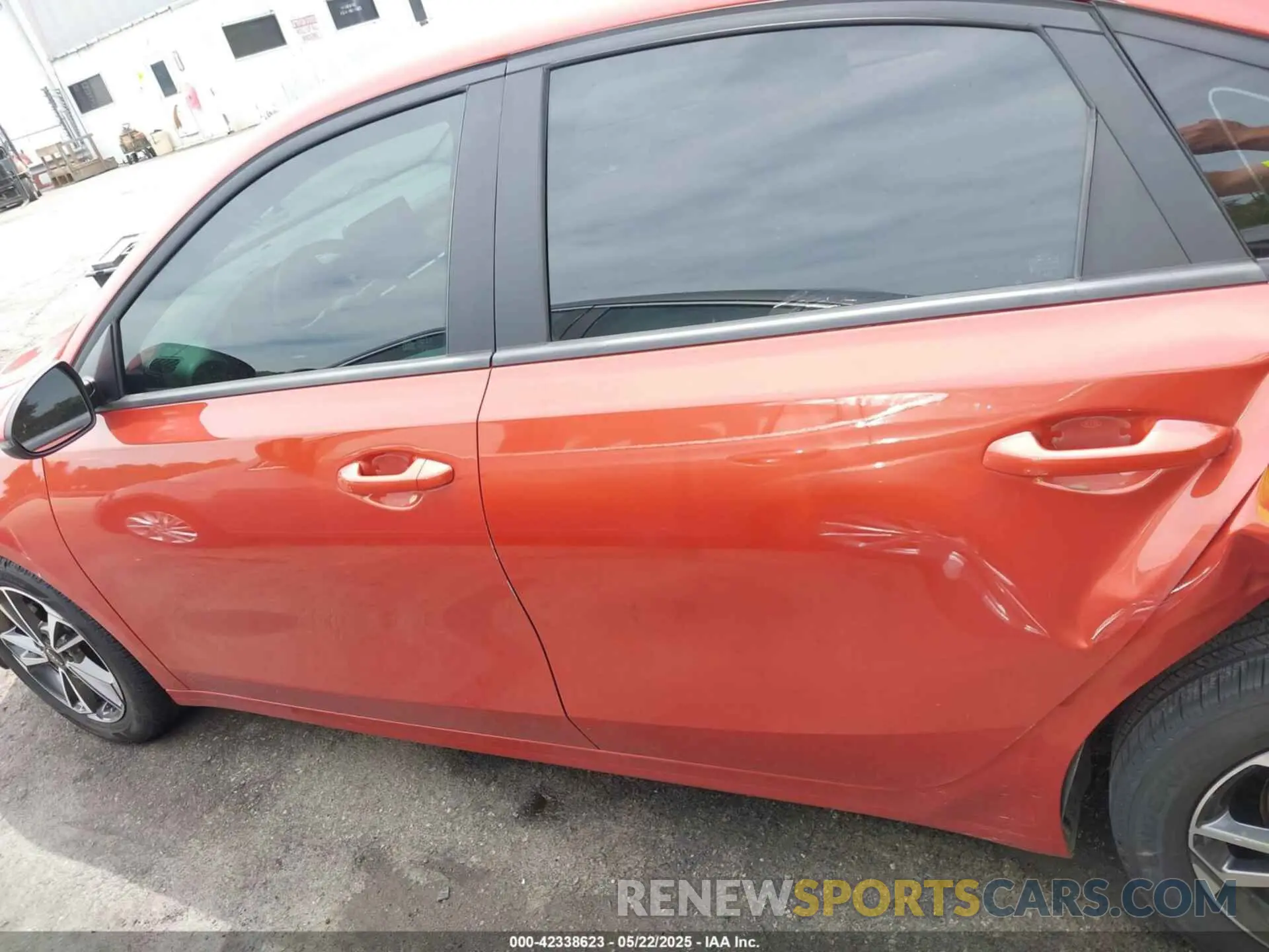 14 Photograph of a damaged car 3KPF24AD9NE467123 KIA FORTE 2022