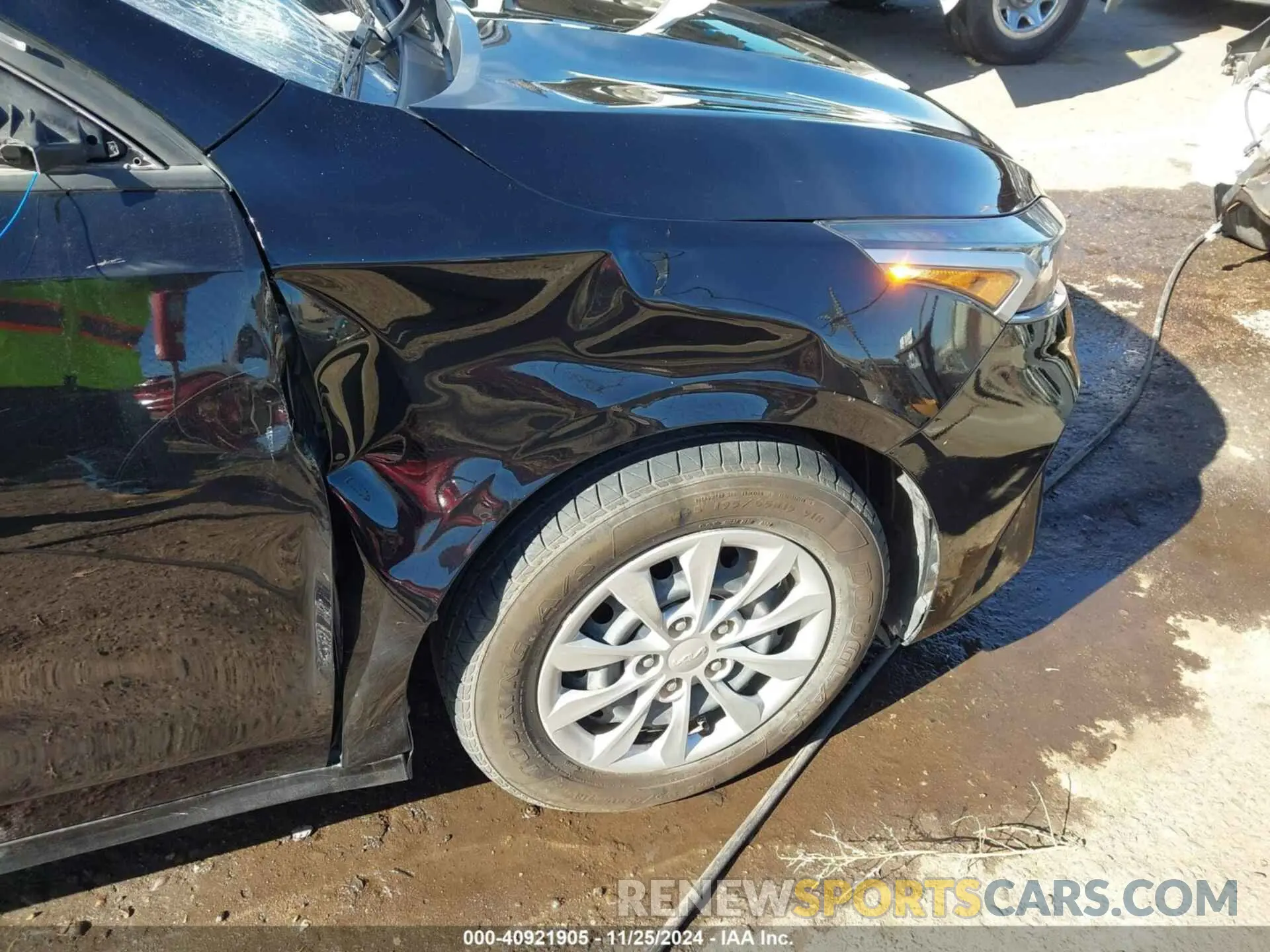 6 Photograph of a damaged car 3KPF24AD9NE476291 KIA FORTE 2022
