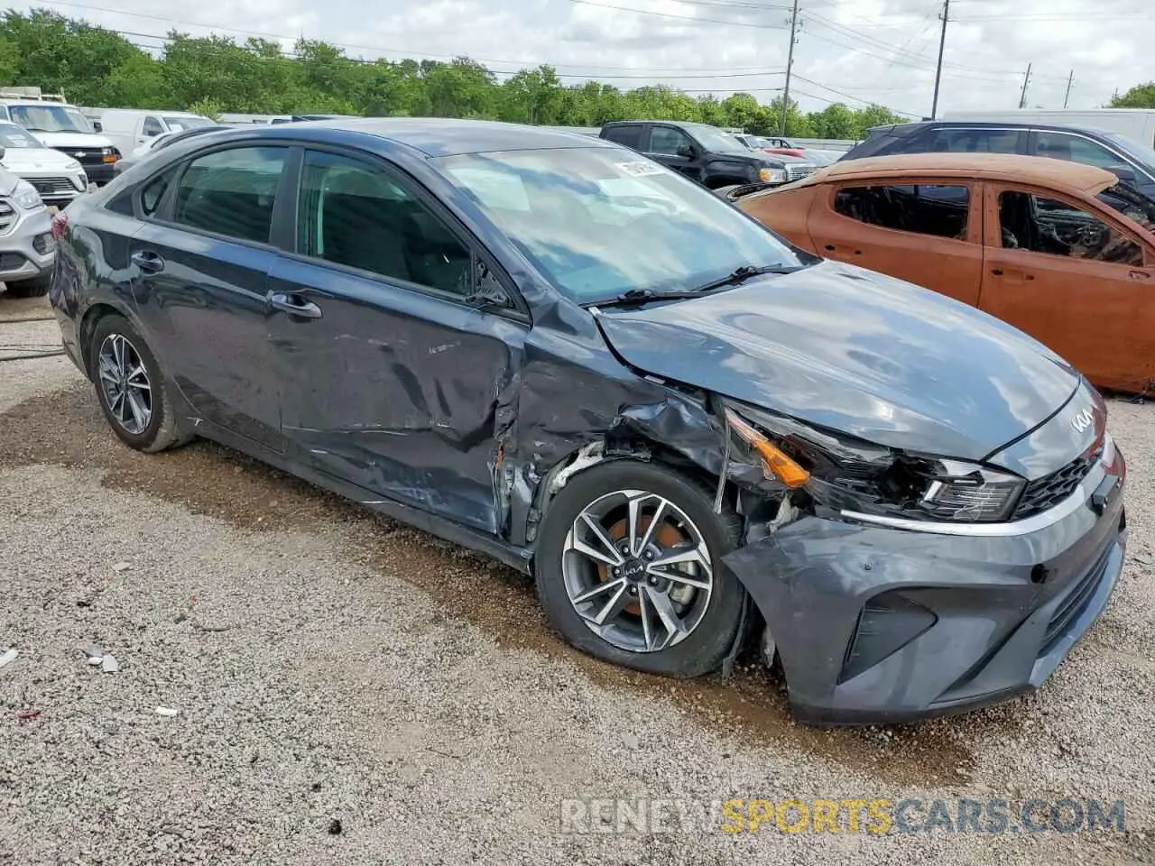 4 Photograph of a damaged car 3KPF24AD9NE482317 KIA FORTE 2022