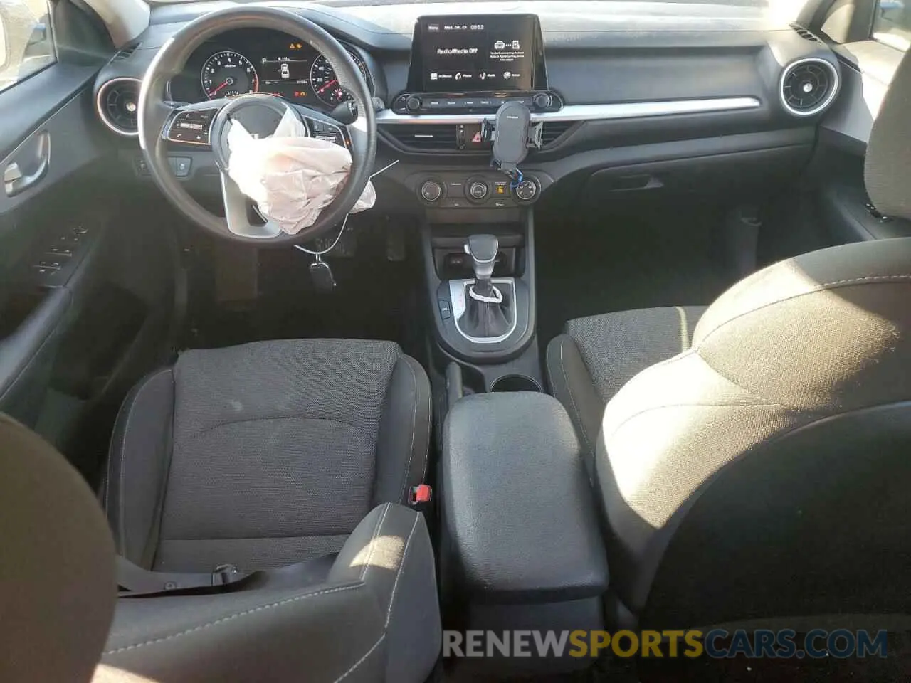 8 Фотография поврежденного автомобиля 3KPF24ADXNE429870 KIA FORTE 2022