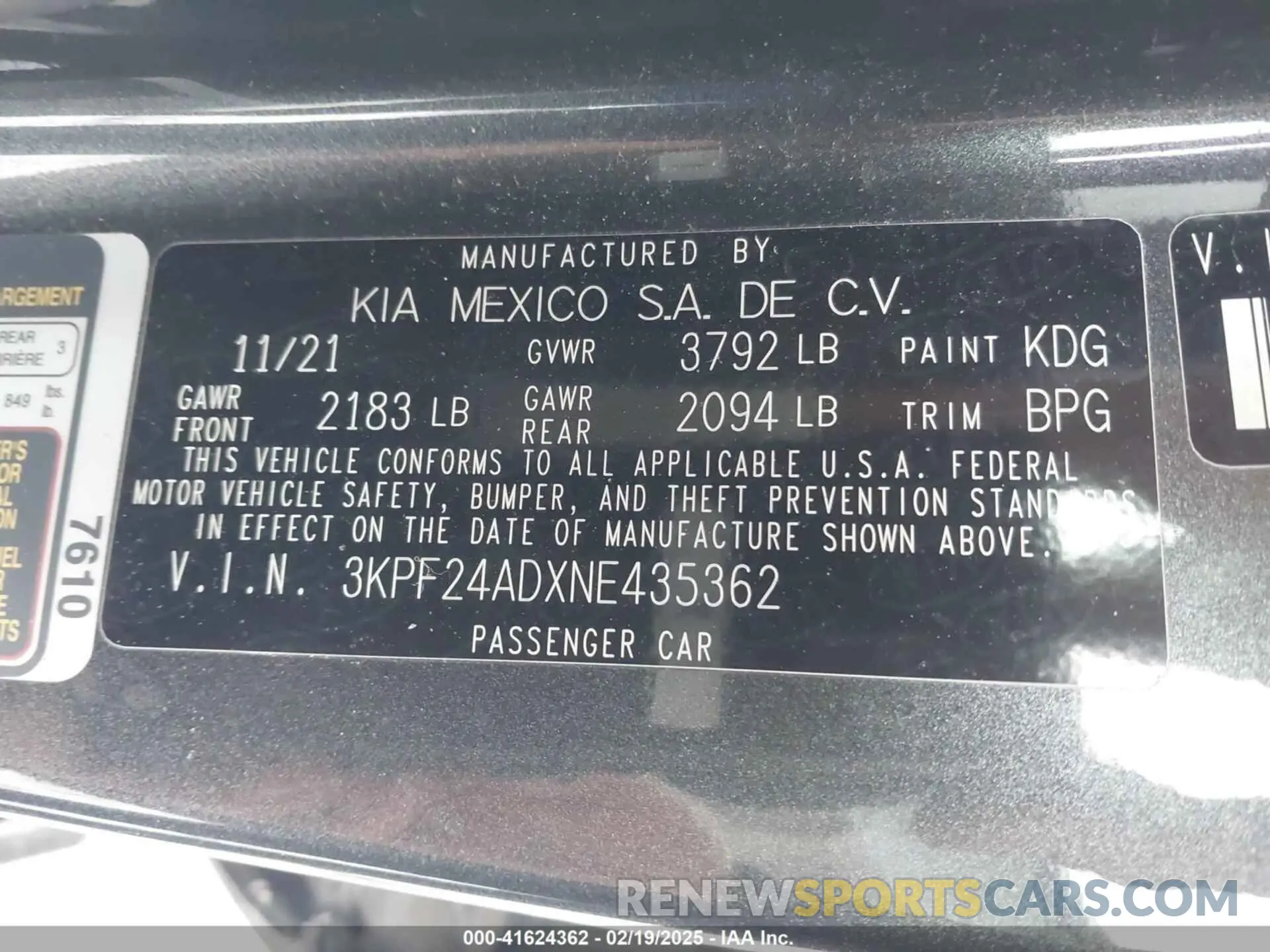 9 Photograph of a damaged car 3KPF24ADXNE435362 KIA FORTE 2022
