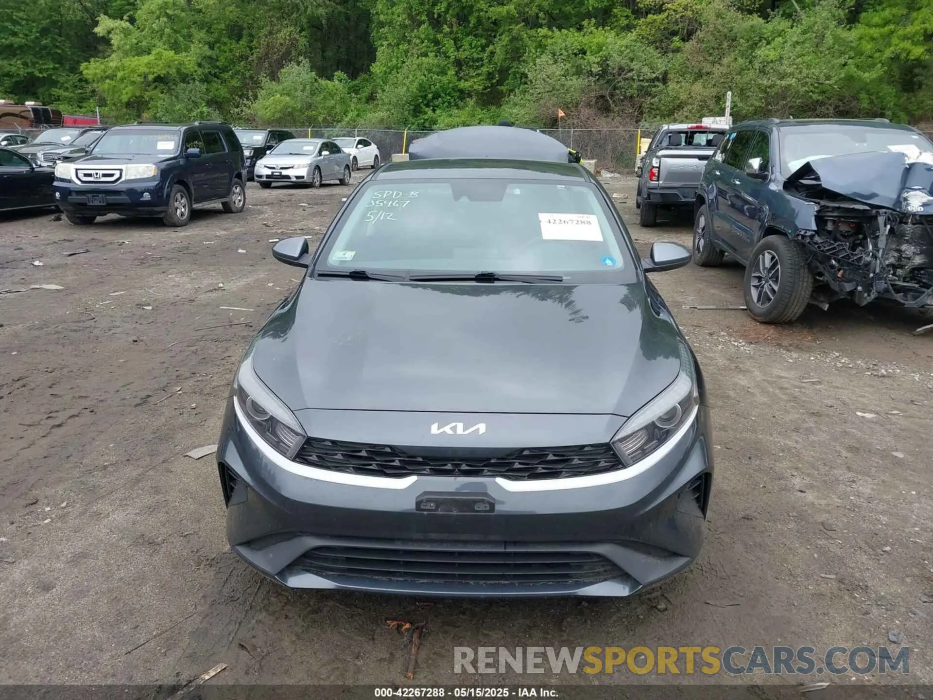 12 Photograph of a damaged car 3KPF24ADXNE448824 KIA FORTE 2022