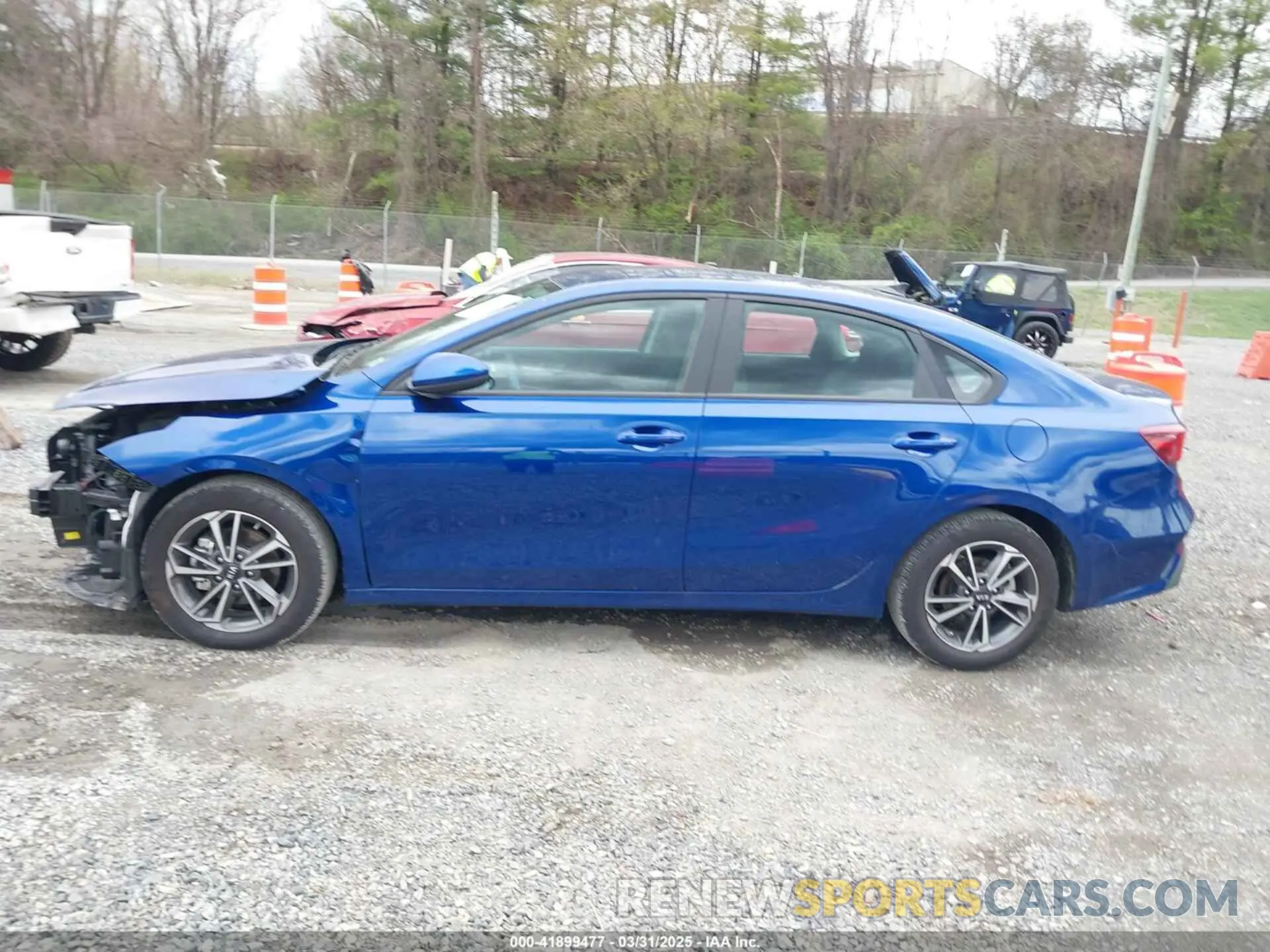 14 Photograph of a damaged car 3KPF24ADXNE454638 KIA FORTE 2022