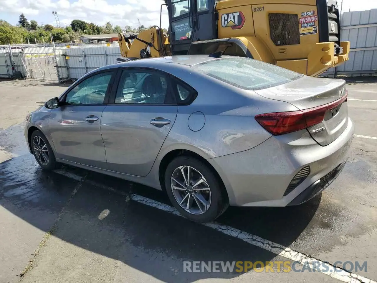 2 Photograph of a damaged car 3KPF24ADXNE480964 KIA FORTE 2022