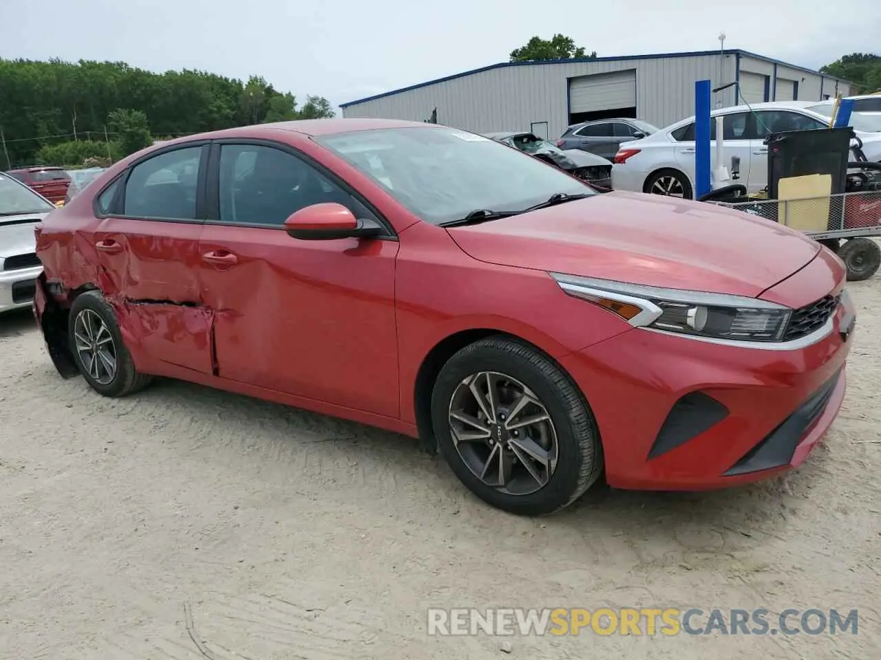 4 Photograph of a damaged car 3KPF24ADXNE496632 KIA FORTE 2022