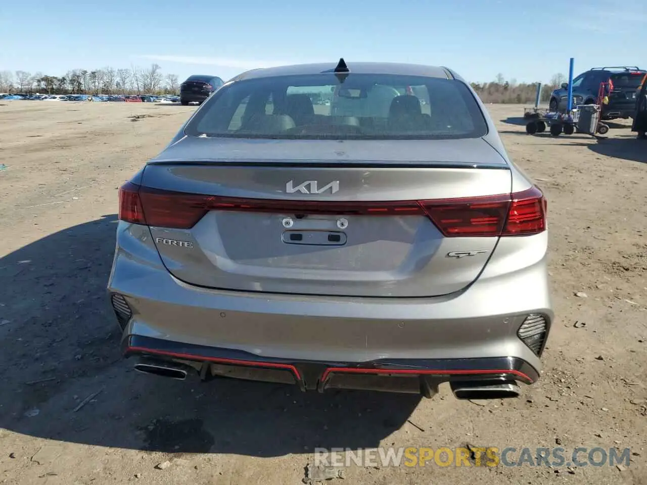 6 Фотография поврежденного автомобиля 3KPF44AC0NE443875 KIA FORTE 2022