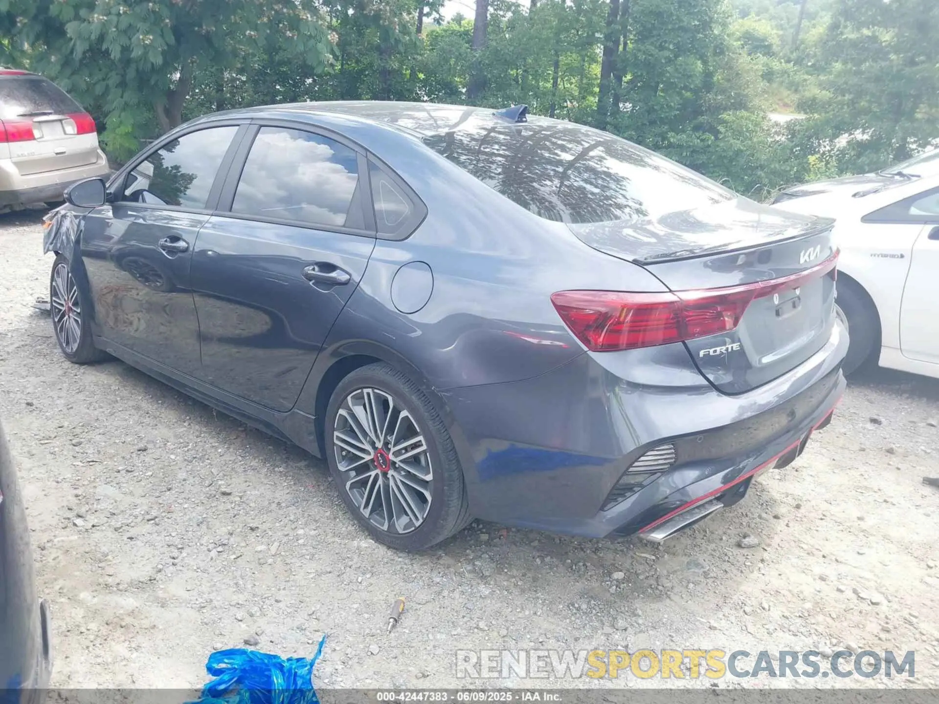 3 Photograph of a damaged car 3KPF44AC0NE486161 KIA FORTE 2022