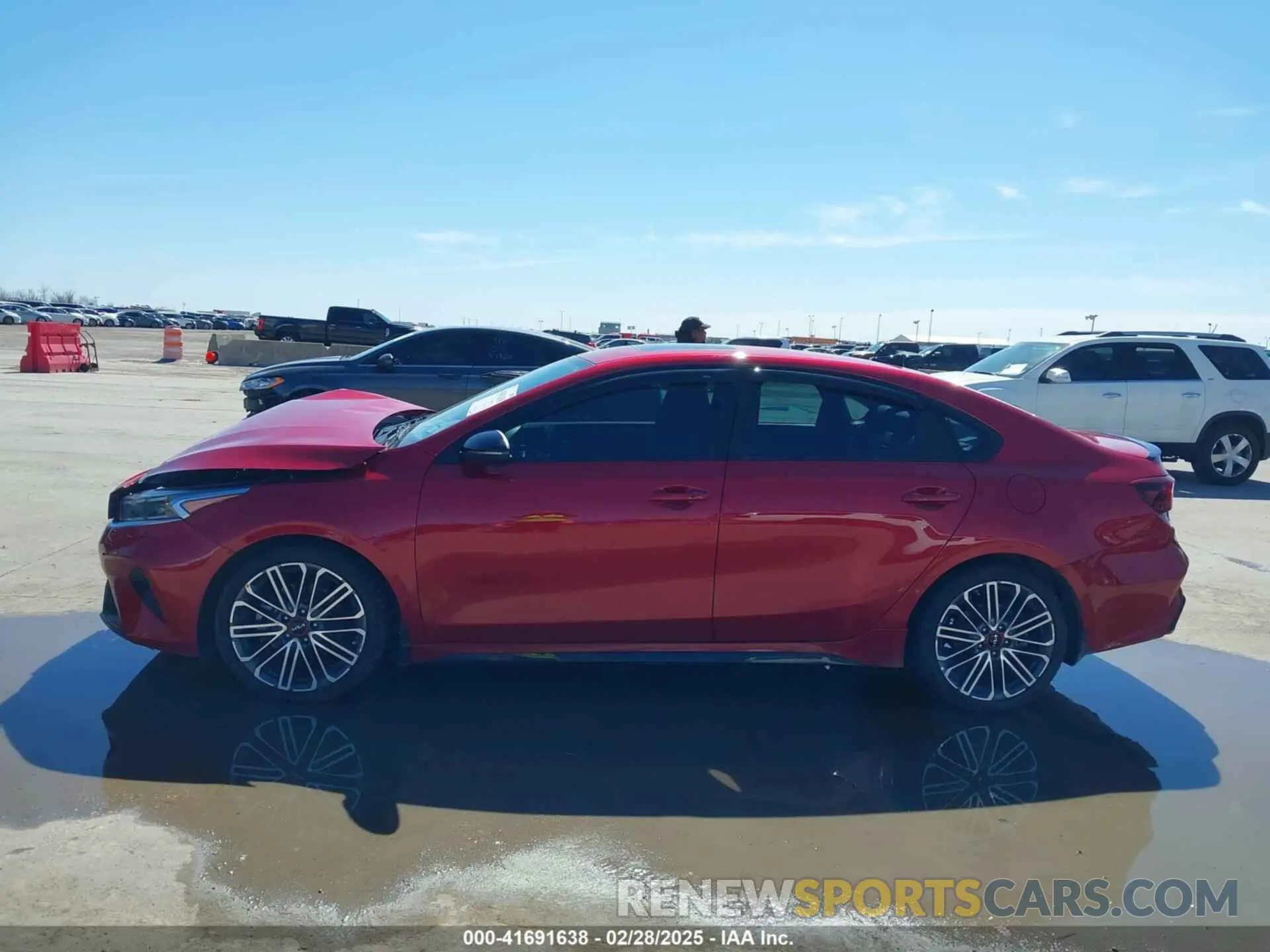 14 Photograph of a damaged car 3KPF44AC2NE485559 KIA FORTE 2022