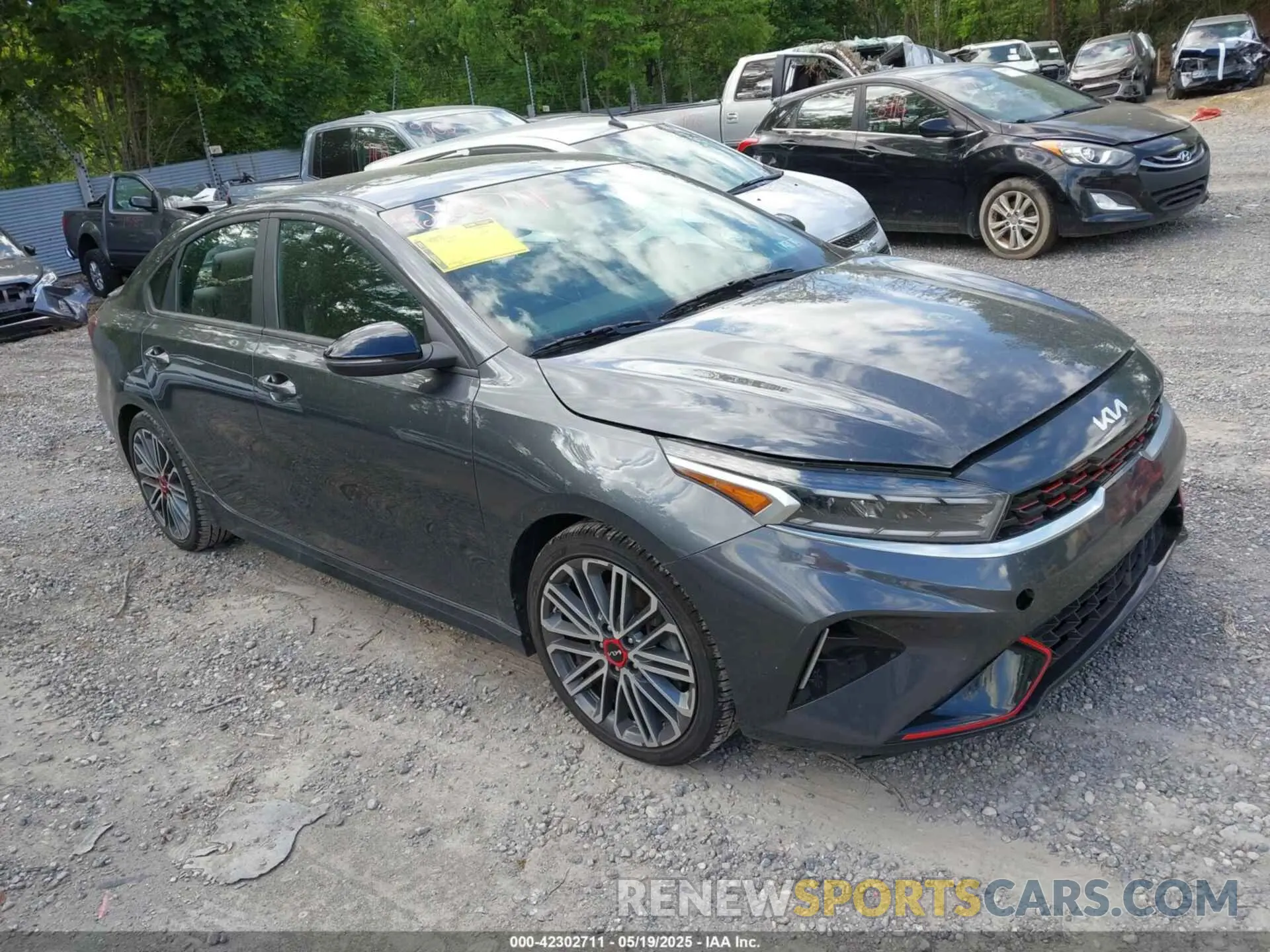 1 Photograph of a damaged car 3KPF44AC3NE492665 KIA FORTE 2022