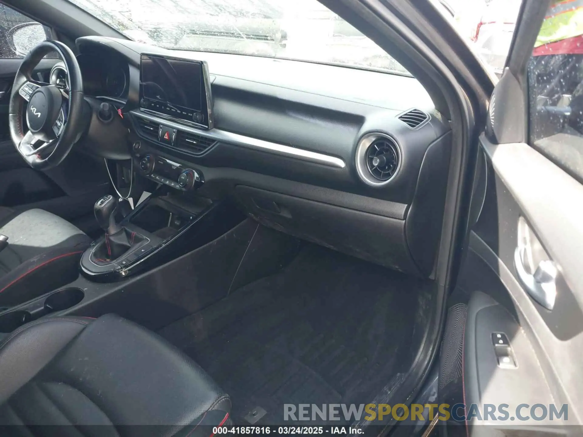 5 Фотография поврежденного автомобиля 3KPF44AC4NE424181 KIA FORTE 2022