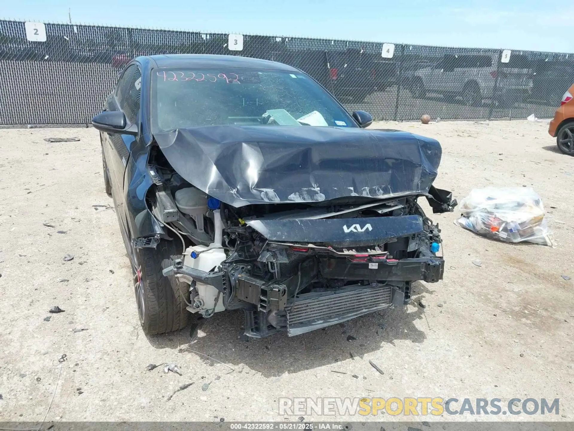 1 Фотография поврежденного автомобиля 3KPF44AC8NE447642 KIA FORTE 2022