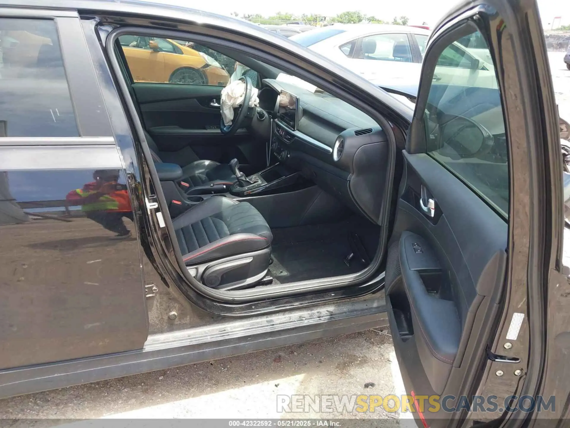 5 Фотография поврежденного автомобиля 3KPF44AC8NE447642 KIA FORTE 2022