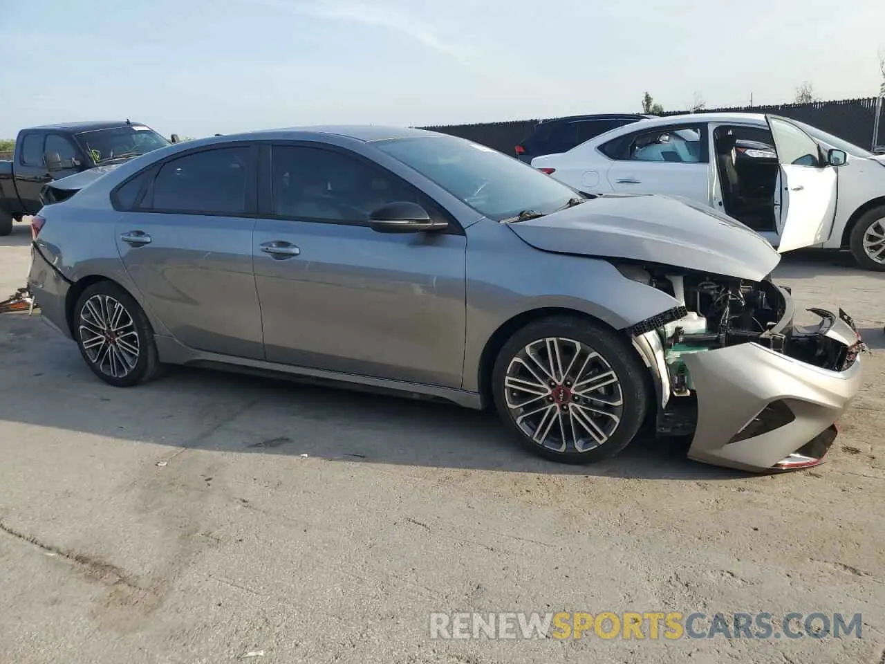 4 Фотография поврежденного автомобиля 3KPF44AC9NE477331 KIA FORTE 2022