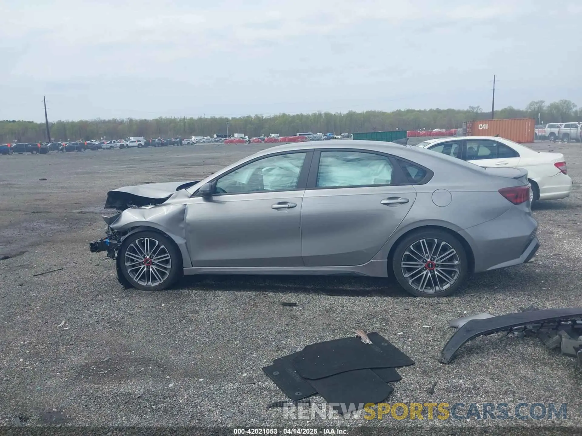 14 Photograph of a damaged car 3KPF44ACXNE420099 KIA FORTE 2022