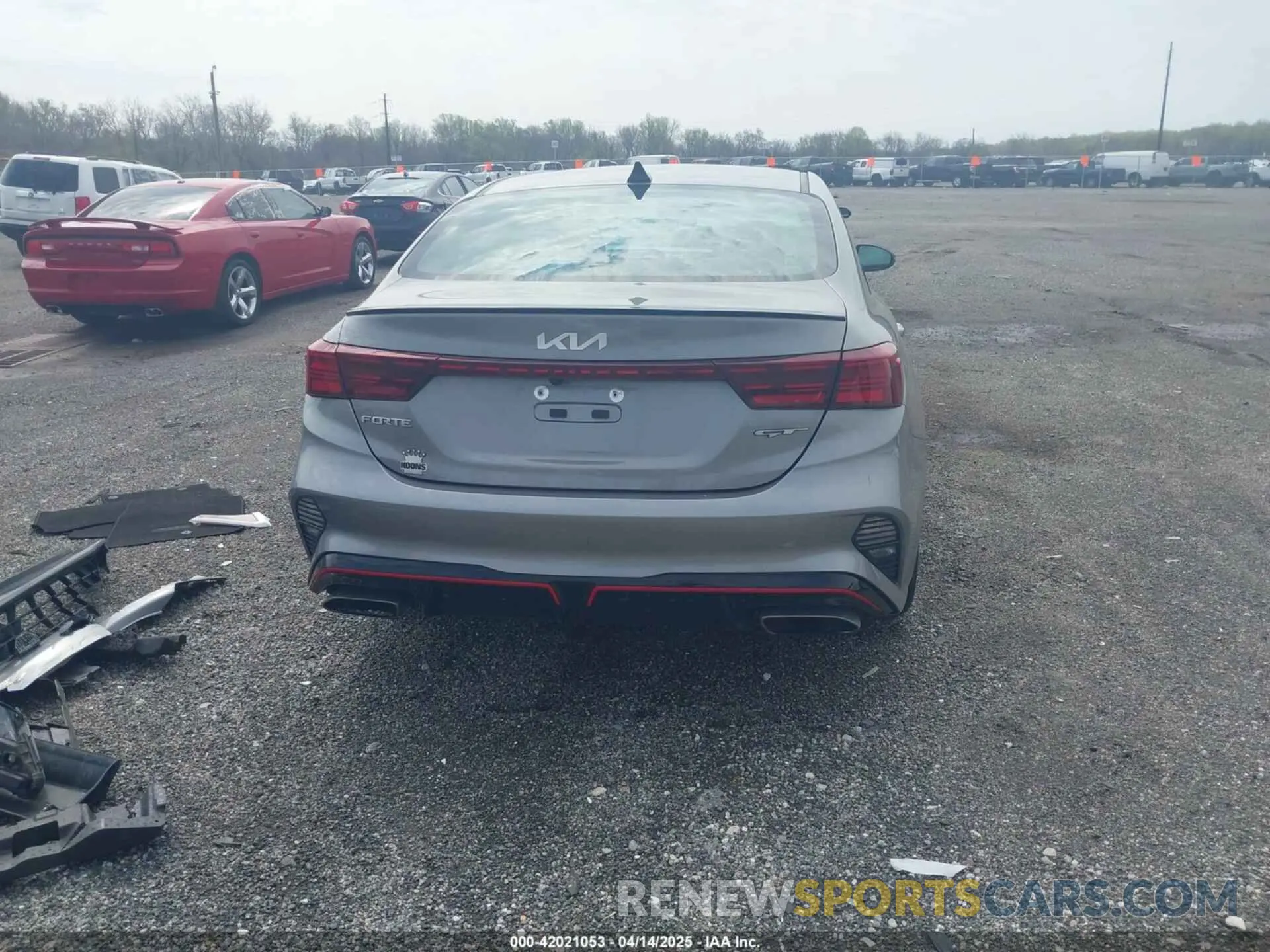 16 Photograph of a damaged car 3KPF44ACXNE420099 KIA FORTE 2022