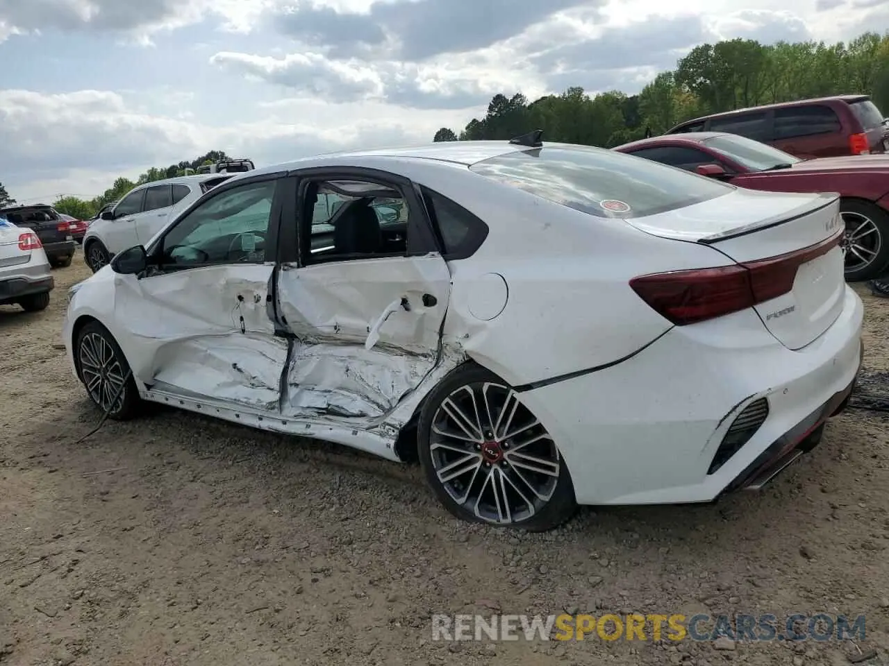2 Photograph of a damaged car 3KPF44ACXNE434942 KIA FORTE 2022