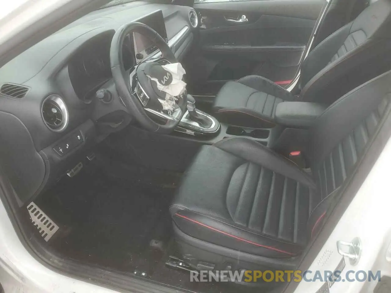 7 Фотография поврежденного автомобиля 3KPF44ACXNE474261 KIA FORTE 2022