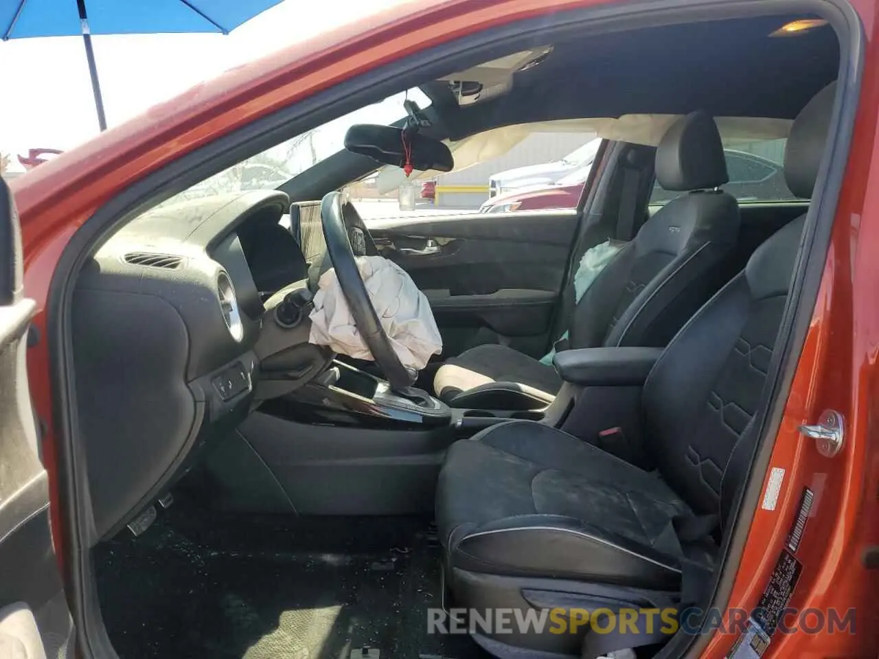 7 Photograph of a damaged car 3KPF54AD1NE425567 KIA FORTE 2022