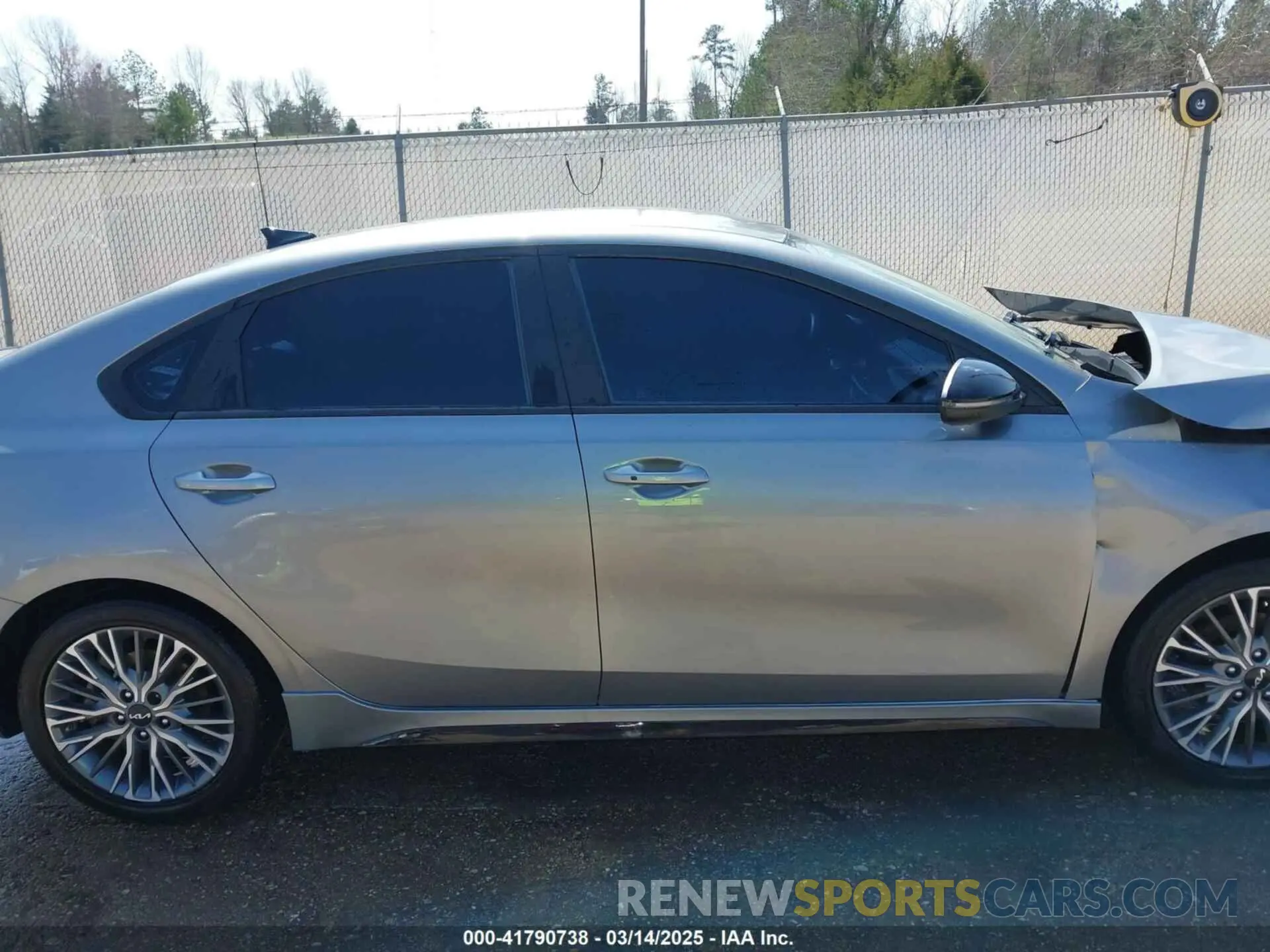 14 Фотография поврежденного автомобиля 3KPF54AD1NE435919 KIA FORTE 2022