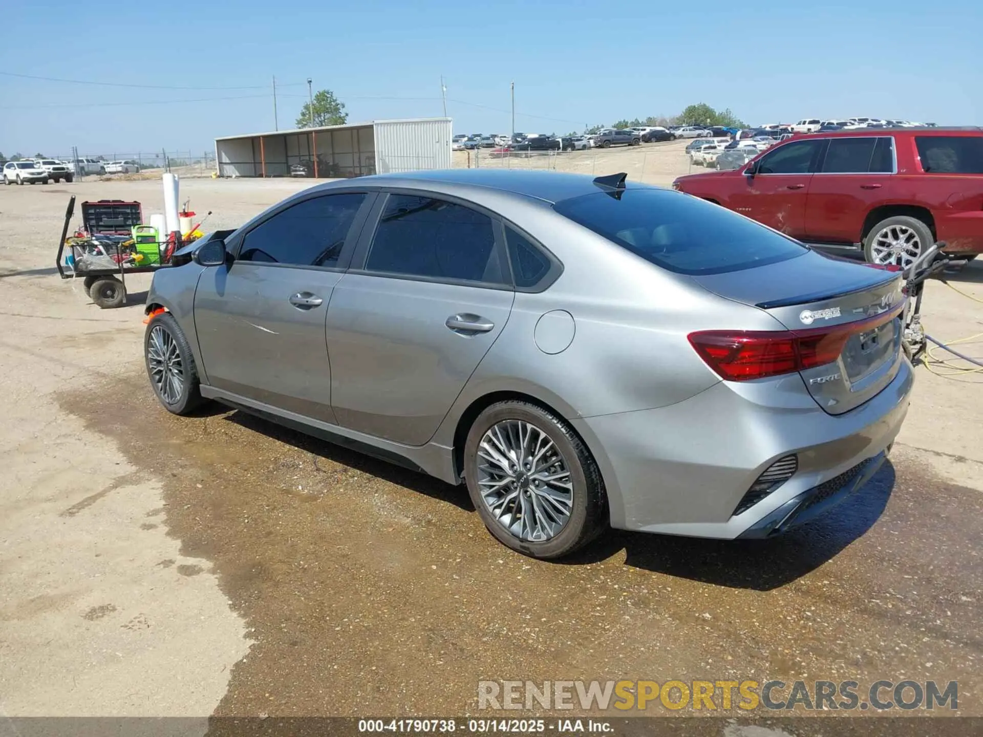 3 Фотография поврежденного автомобиля 3KPF54AD1NE435919 KIA FORTE 2022