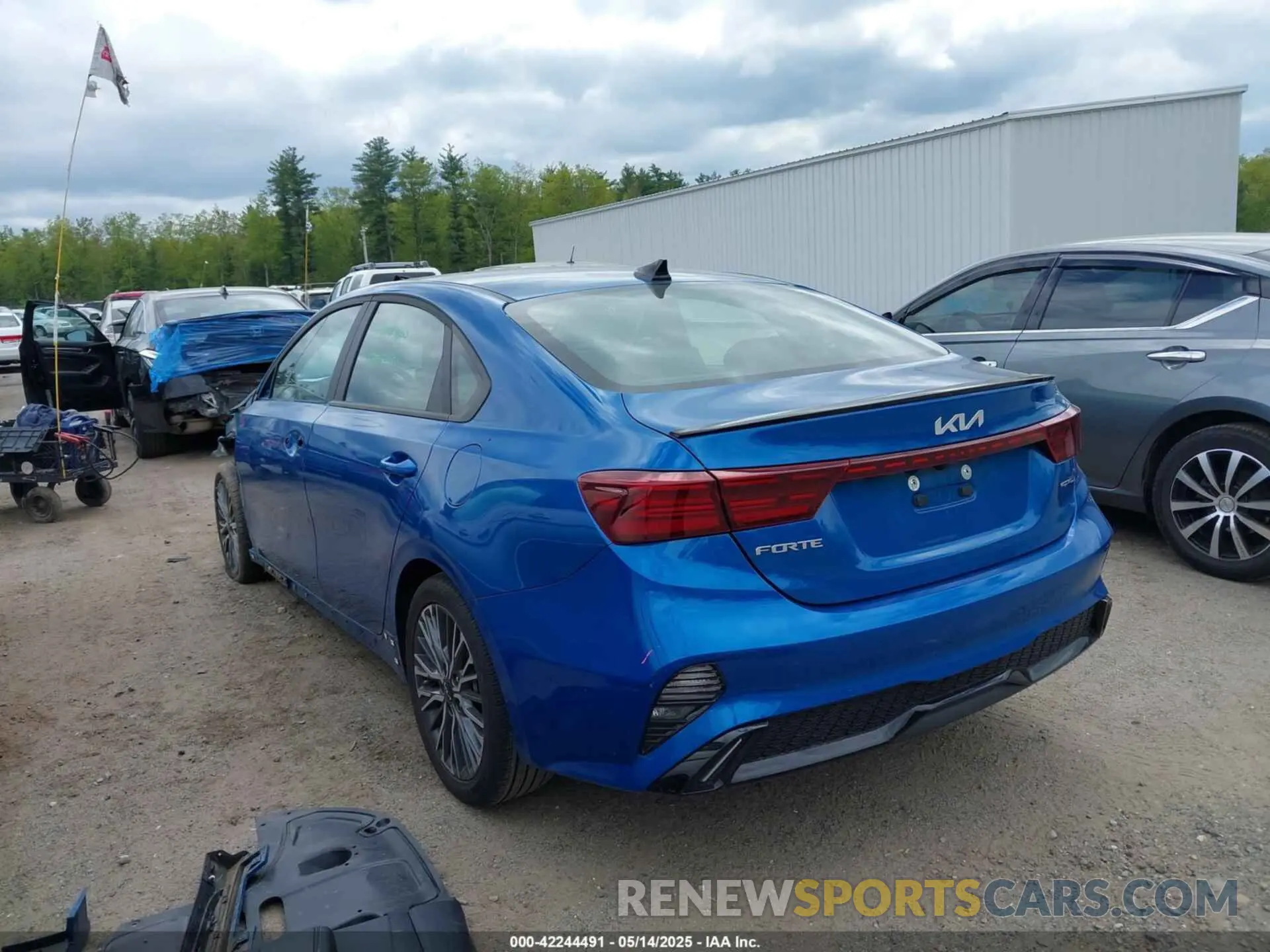 3 Photograph of a damaged car 3KPF54AD1NE477930 KIA FORTE 2022
