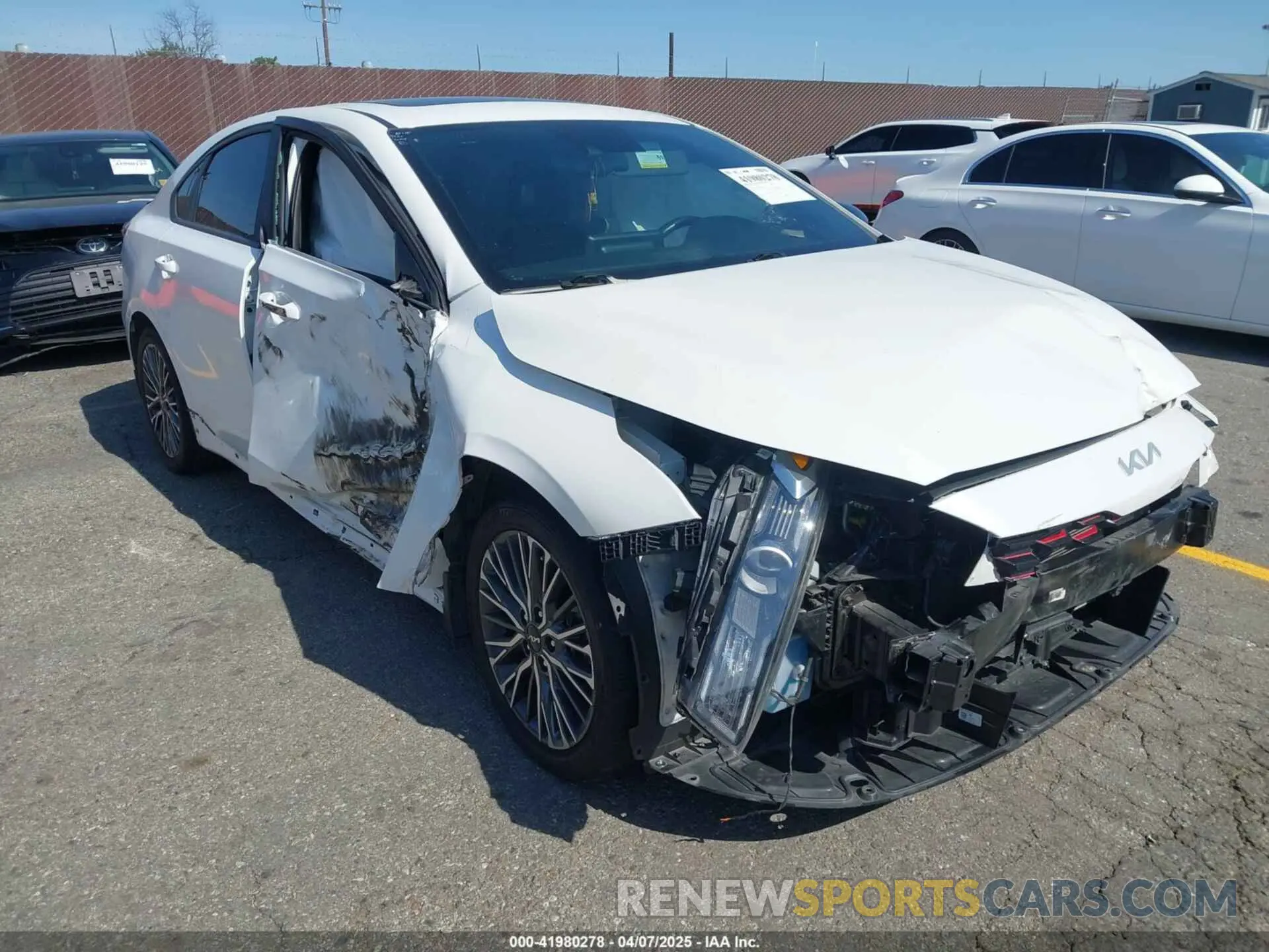 1 Фотография поврежденного автомобиля 3KPF54AD2NE509834 KIA FORTE 2022