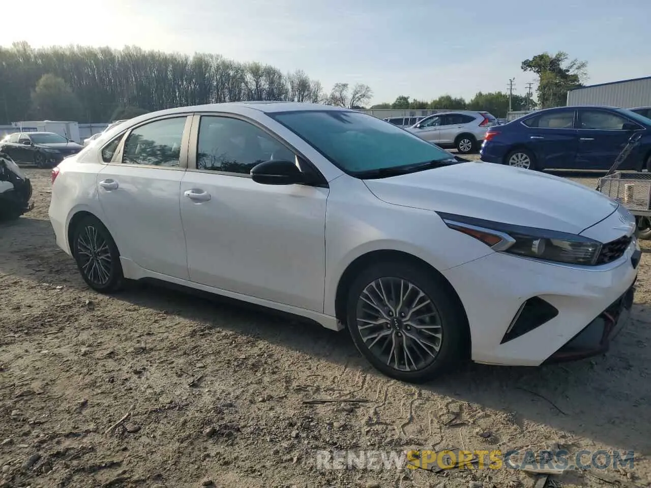 4 Фотография поврежденного автомобиля 3KPF54AD3NE455072 KIA FORTE 2022