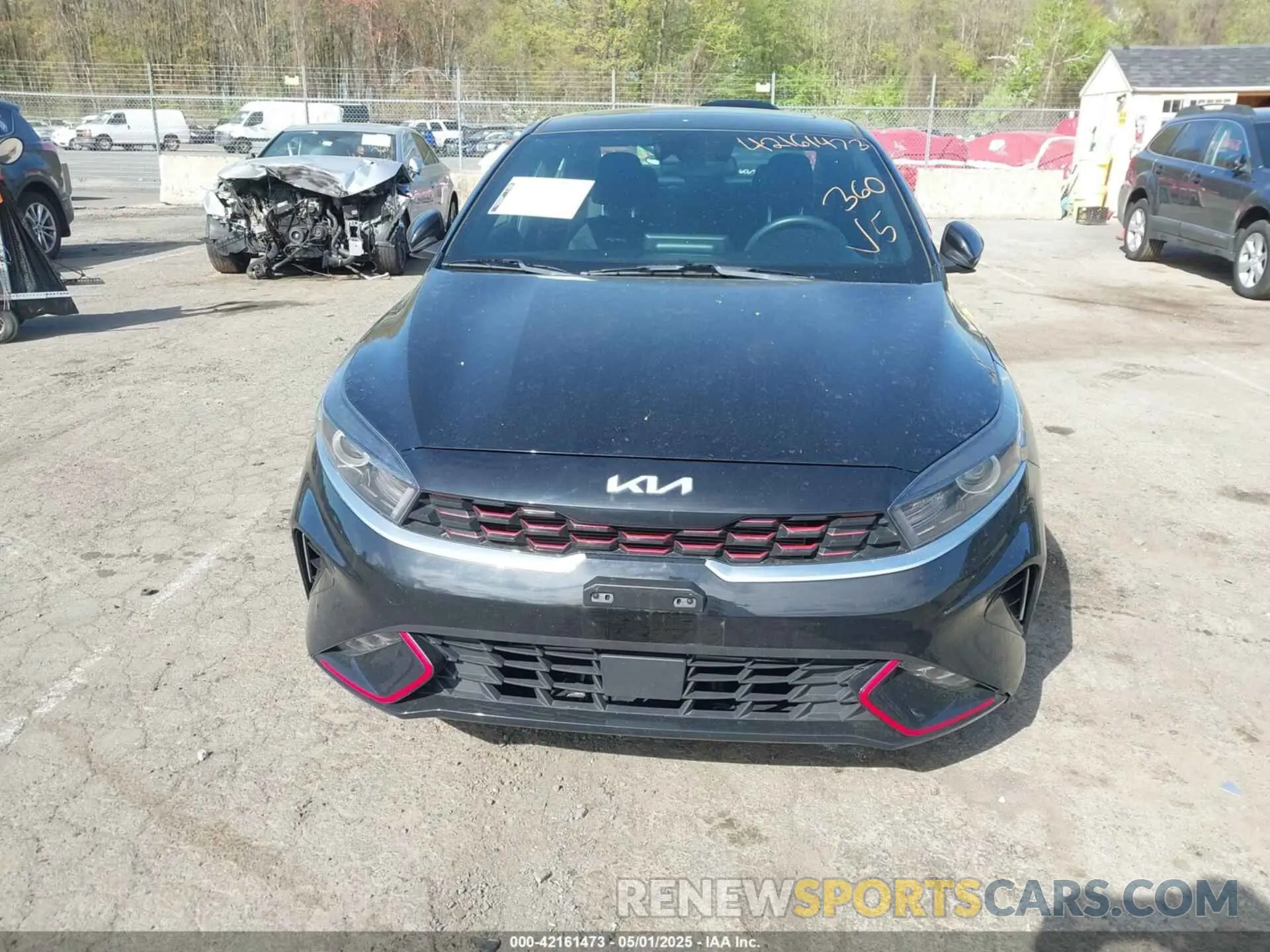 12 Photograph of a damaged car 3KPF54AD3NE495460 KIA FORTE 2022