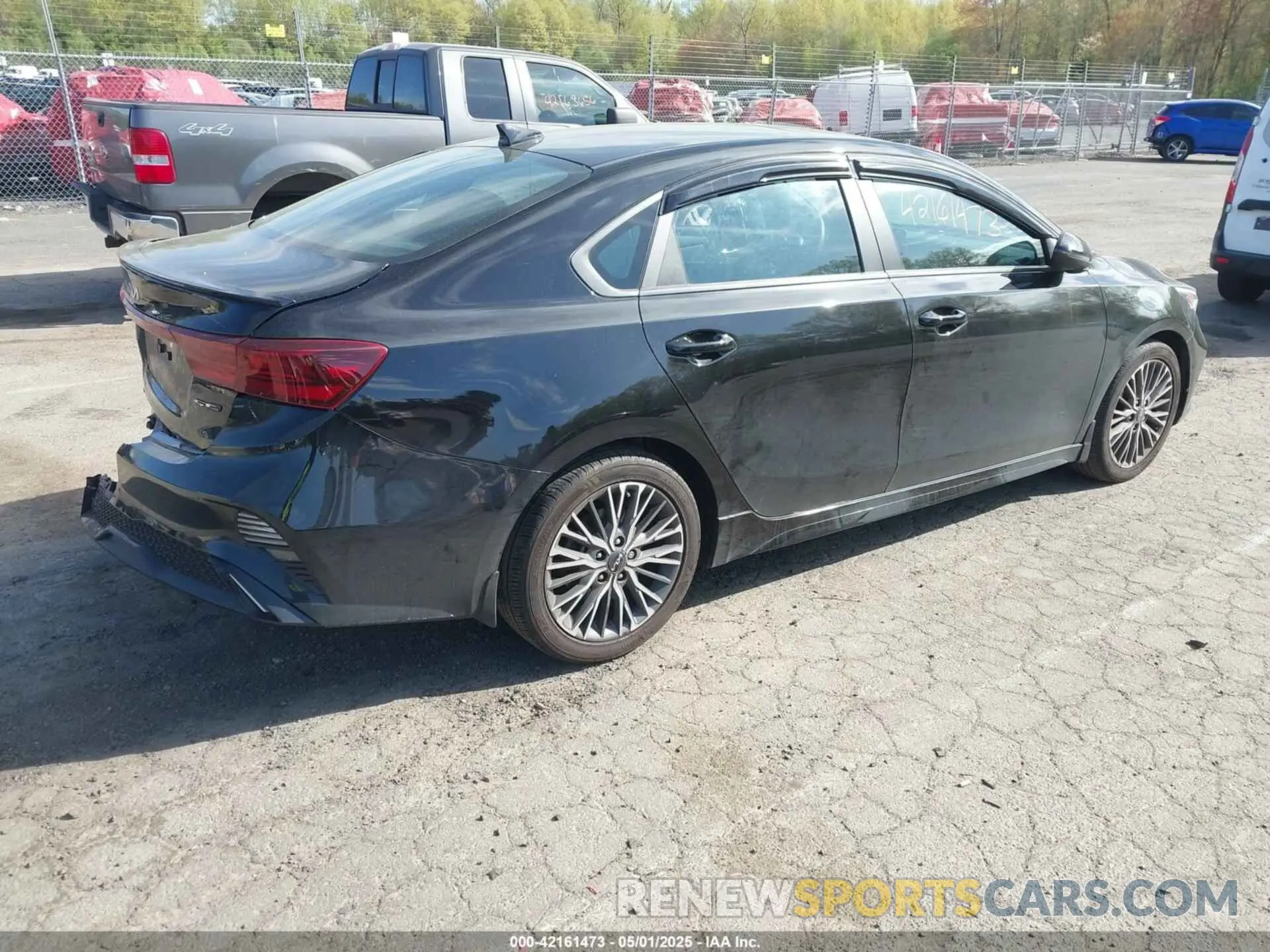 4 Photograph of a damaged car 3KPF54AD3NE495460 KIA FORTE 2022