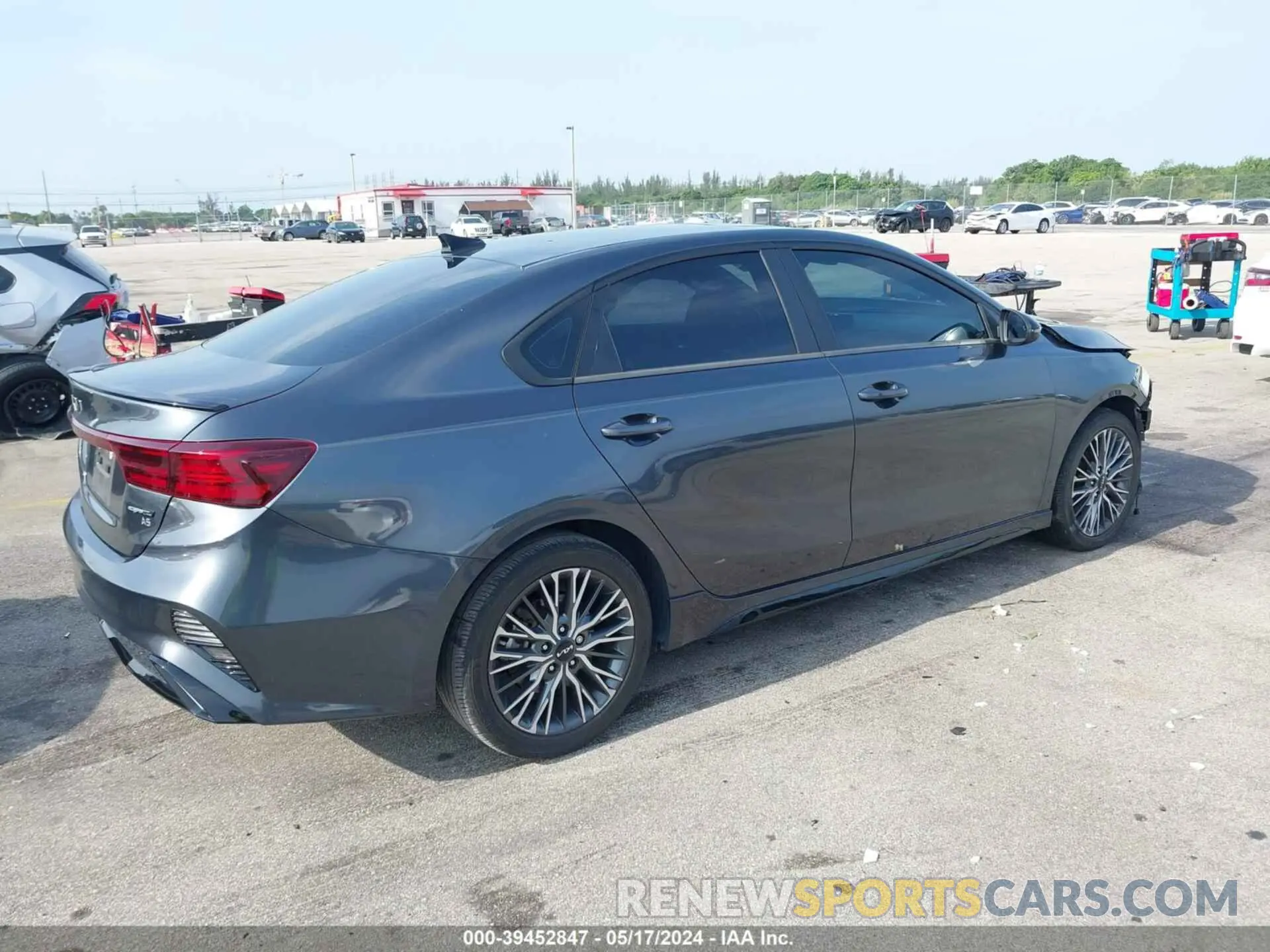 4 Photograph of a damaged car 3KPF54AD4NE444761 KIA FORTE 2022