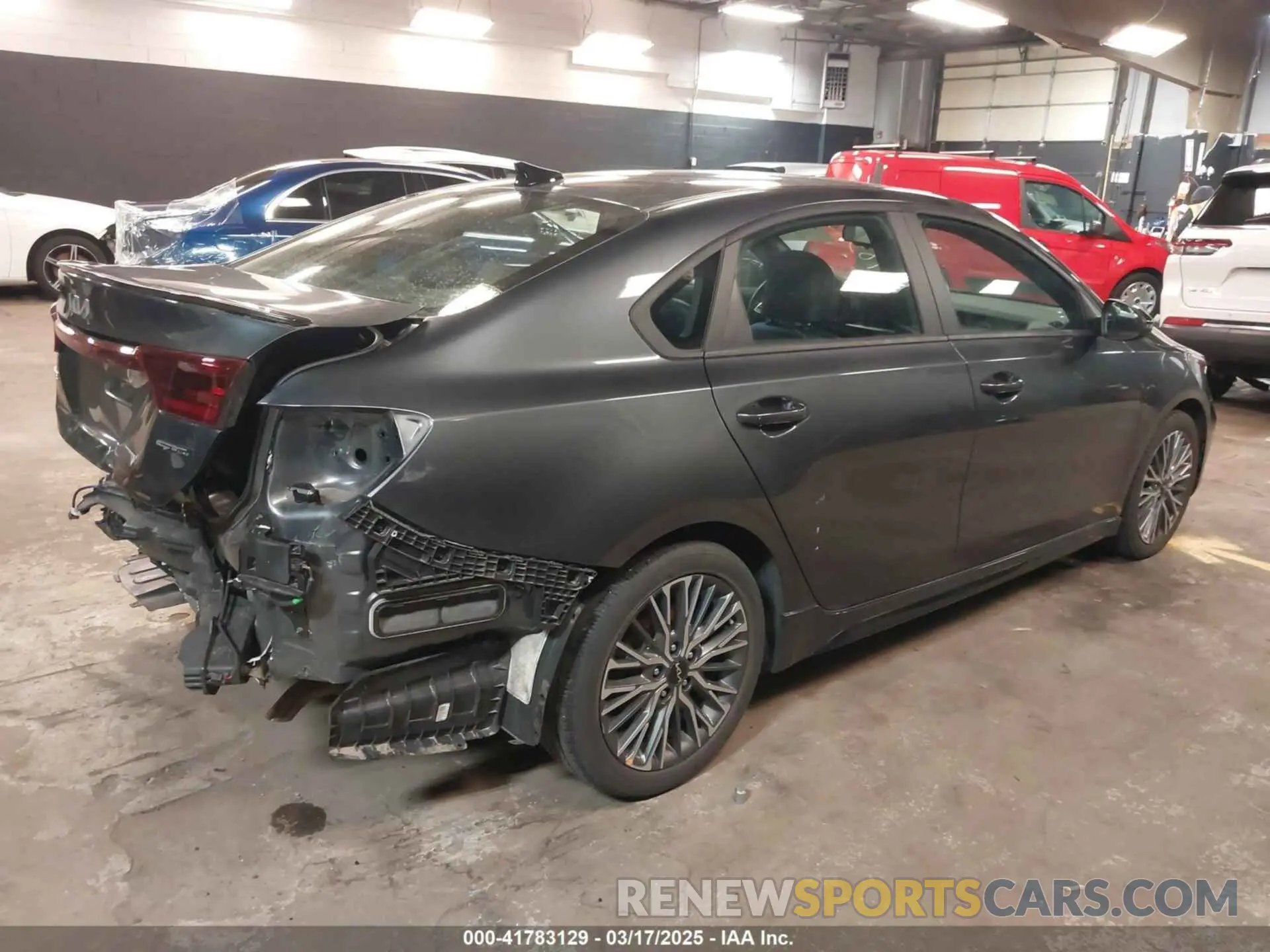 4 Фотография поврежденного автомобиля 3KPF54AD4NE470082 KIA FORTE 2022