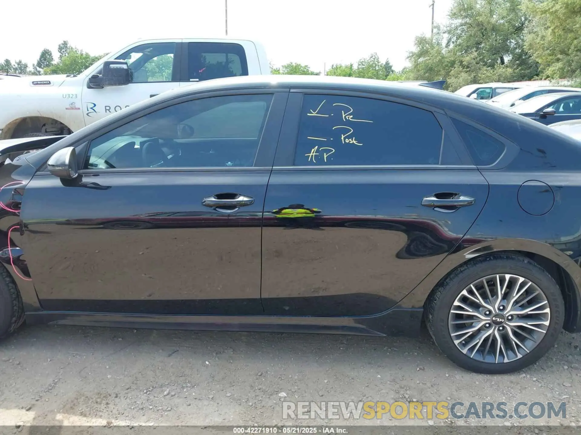 15 Photograph of a damaged car 3KPF54AD5NE481043 KIA FORTE 2022