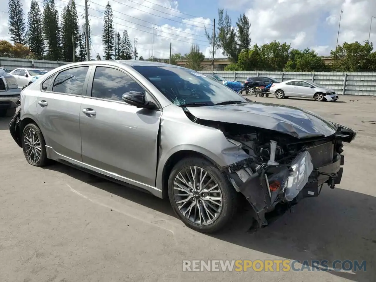 4 Фотография поврежденного автомобиля 3KPF54AD6NE470097 KIA FORTE 2022