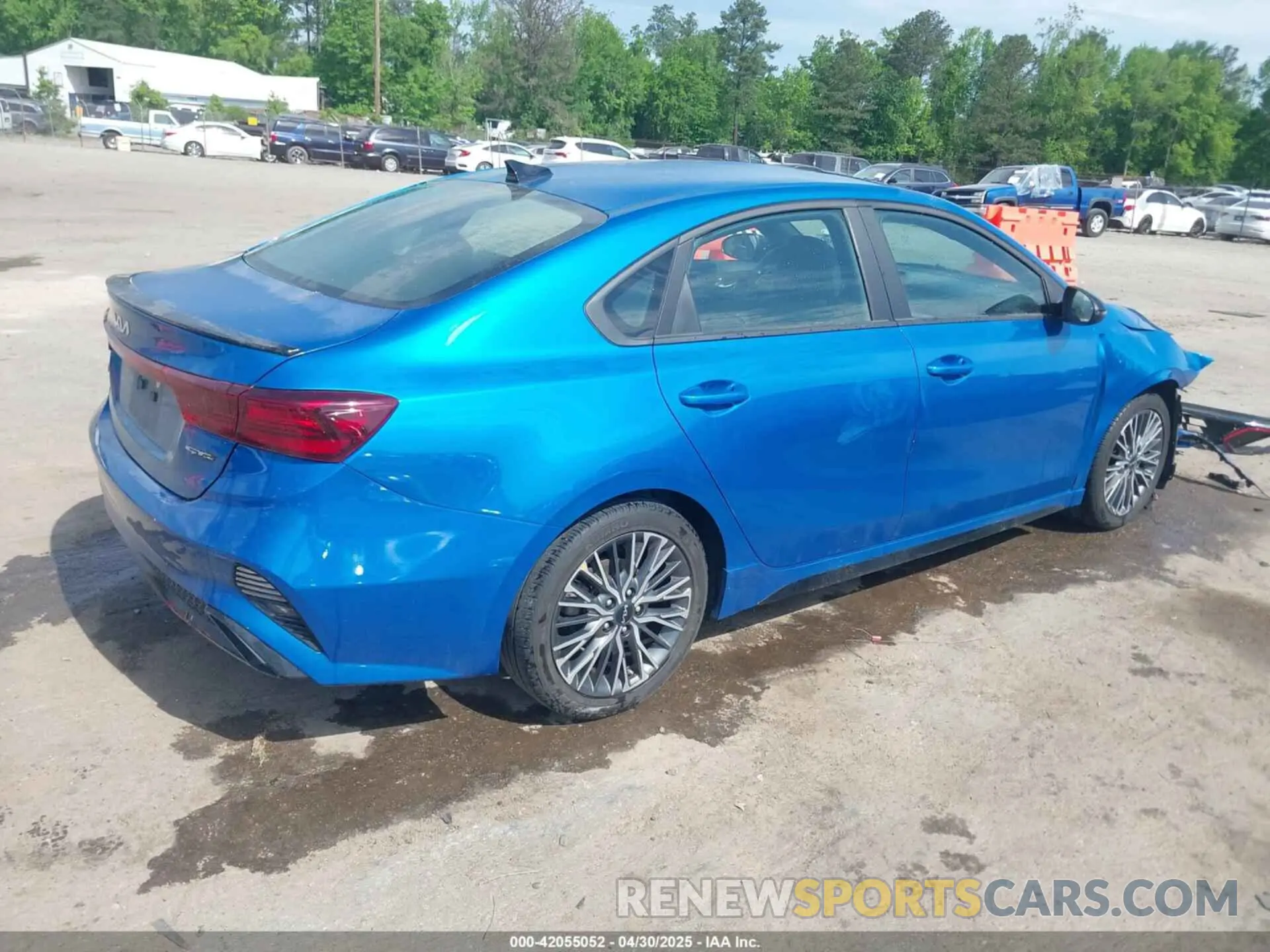 4 Фотография поврежденного автомобиля 3KPF54AD7NE442356 KIA FORTE 2022