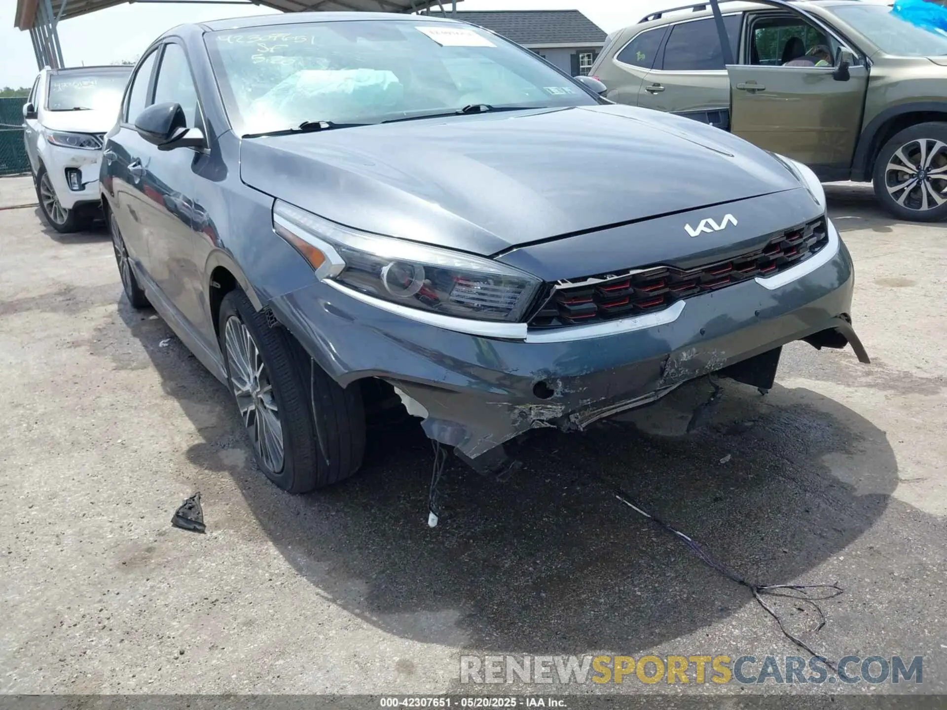 6 Фотография поврежденного автомобиля 3KPF54AD7NE454720 KIA FORTE 2022