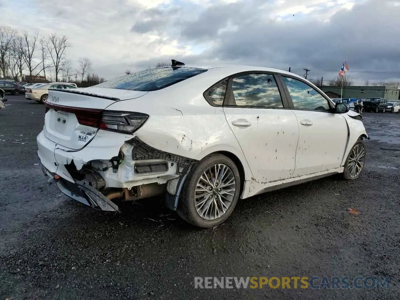 3 Photograph of a damaged car 3KPF54AD8NE492246 KIA FORTE 2022