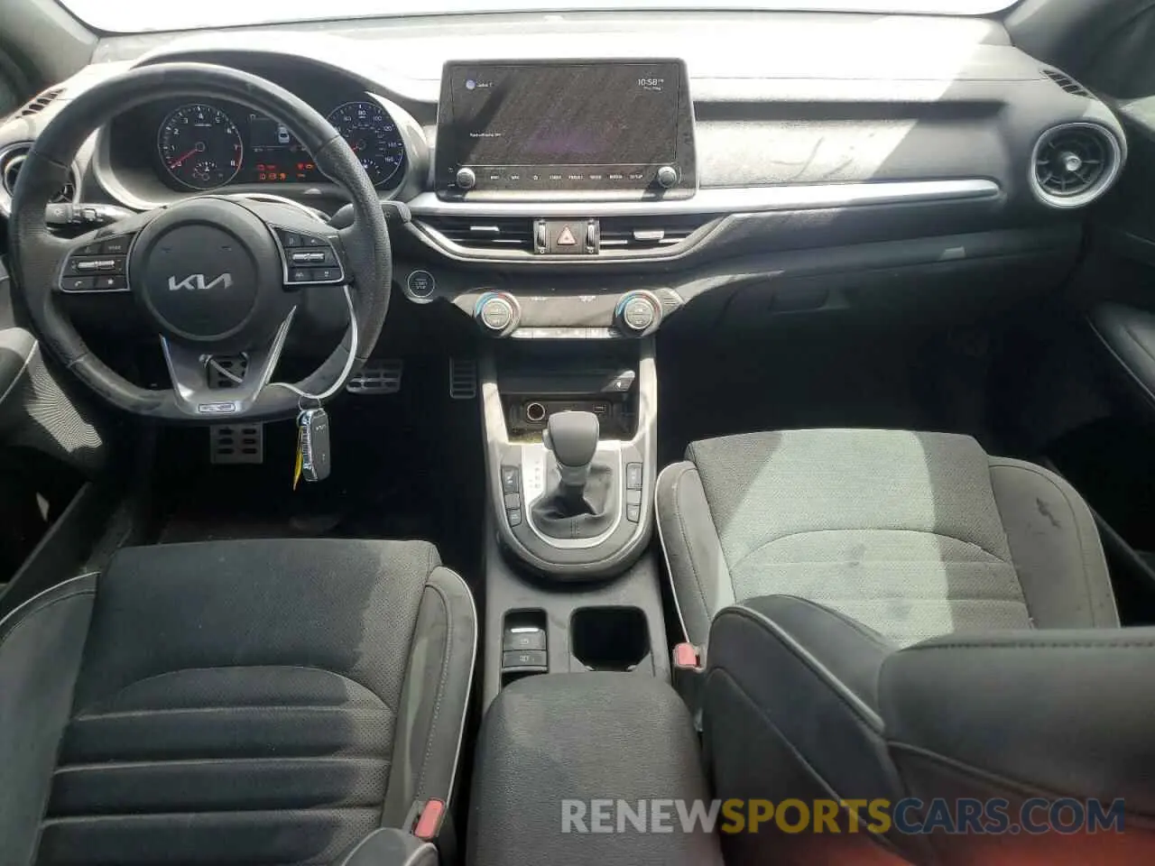 8 Фотография поврежденного автомобиля 3KPF54AD9NE492885 KIA FORTE 2022