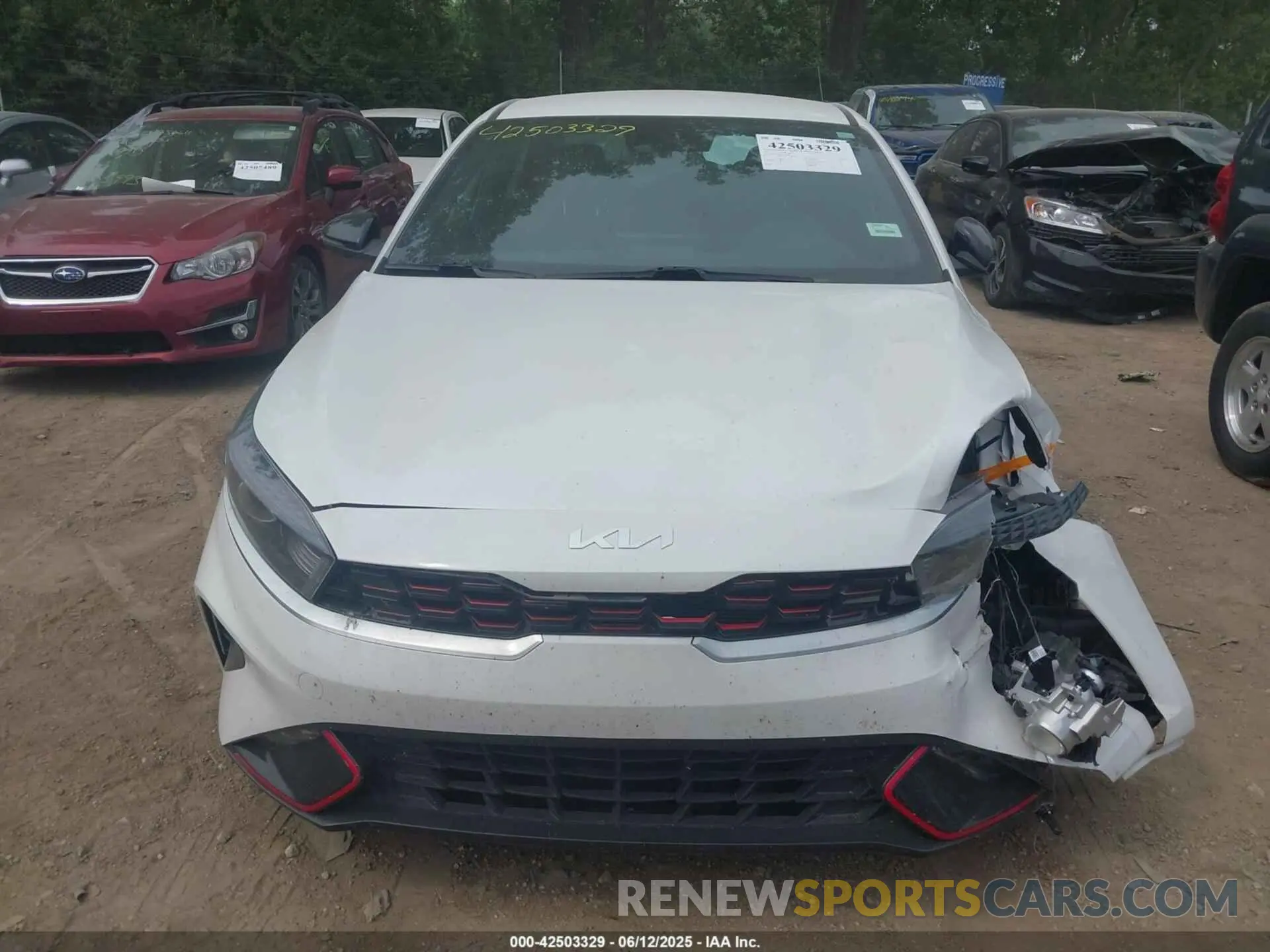 13 Photograph of a damaged car 3KPF54ADXNE430427 KIA FORTE 2022