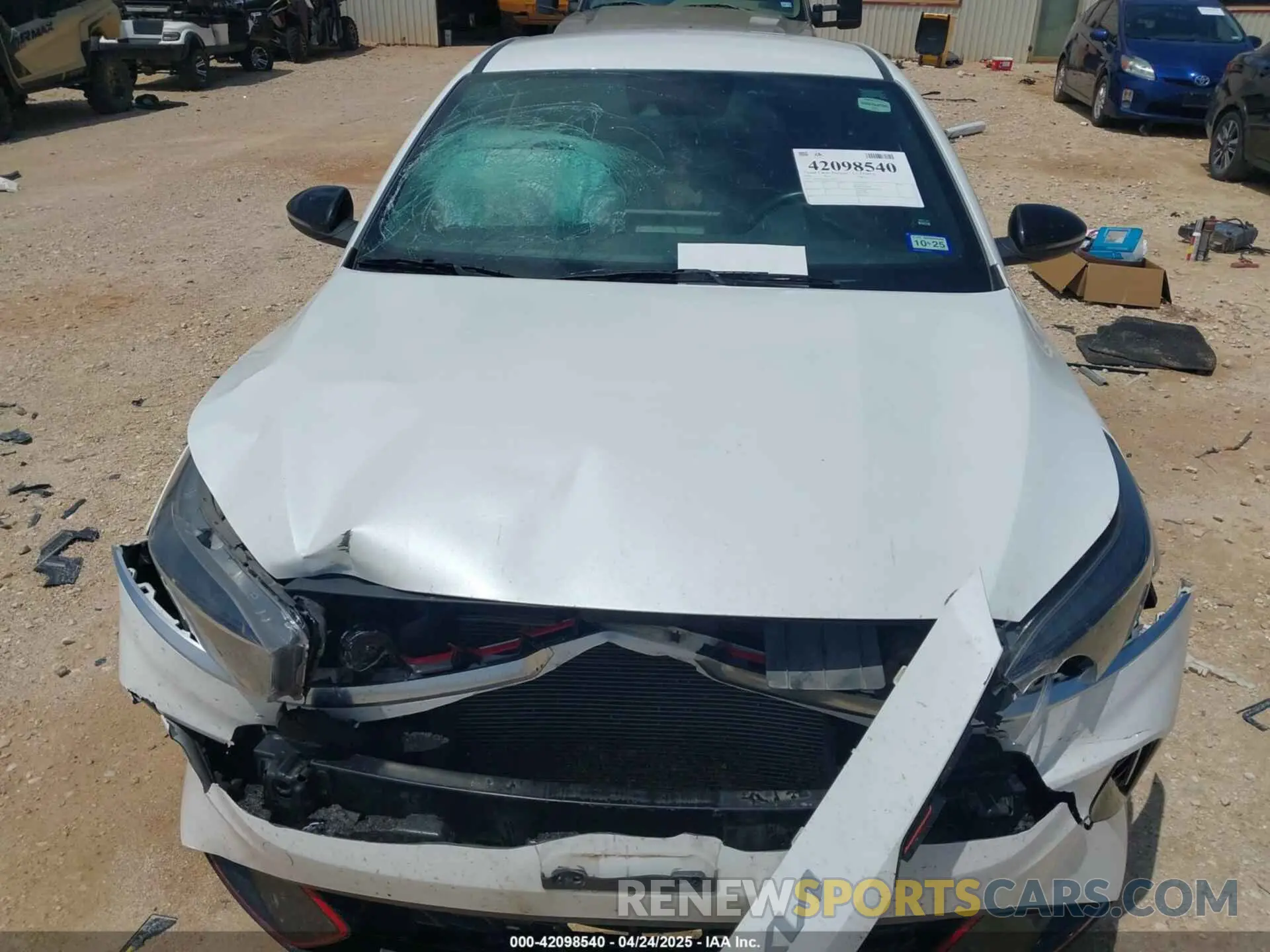10 Photograph of a damaged car 3KPF54ADXNE430556 KIA FORTE 2022