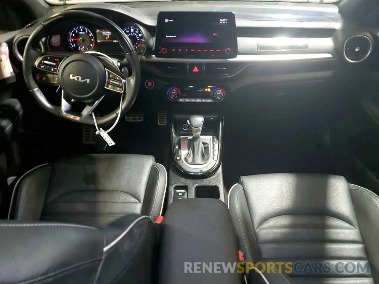 8 Фотография поврежденного автомобиля 3KPF54ADXNE499764 KIA FORTE 2022