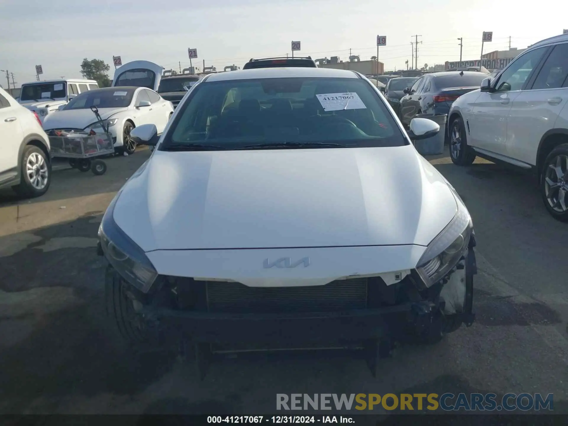 13 Photograph of a damaged car 3KPF24AD0PE514297 KIA FORTE 2023