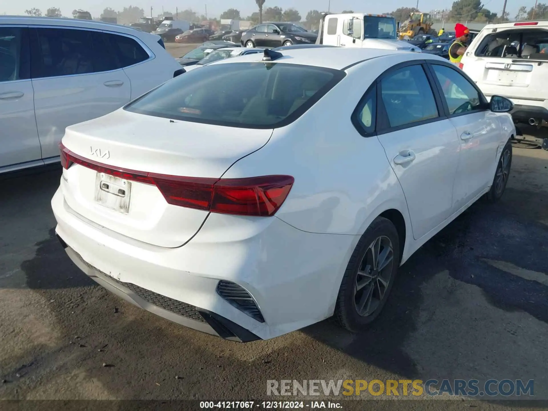 4 Photograph of a damaged car 3KPF24AD0PE514297 KIA FORTE 2023