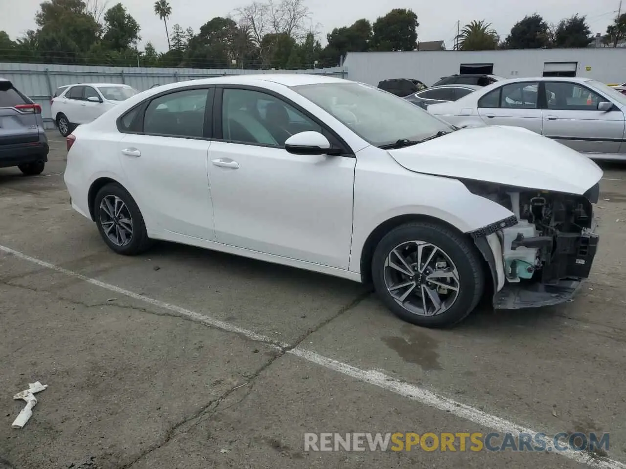 4 Photograph of a damaged car 3KPF24AD0PE548546 KIA FORTE 2023