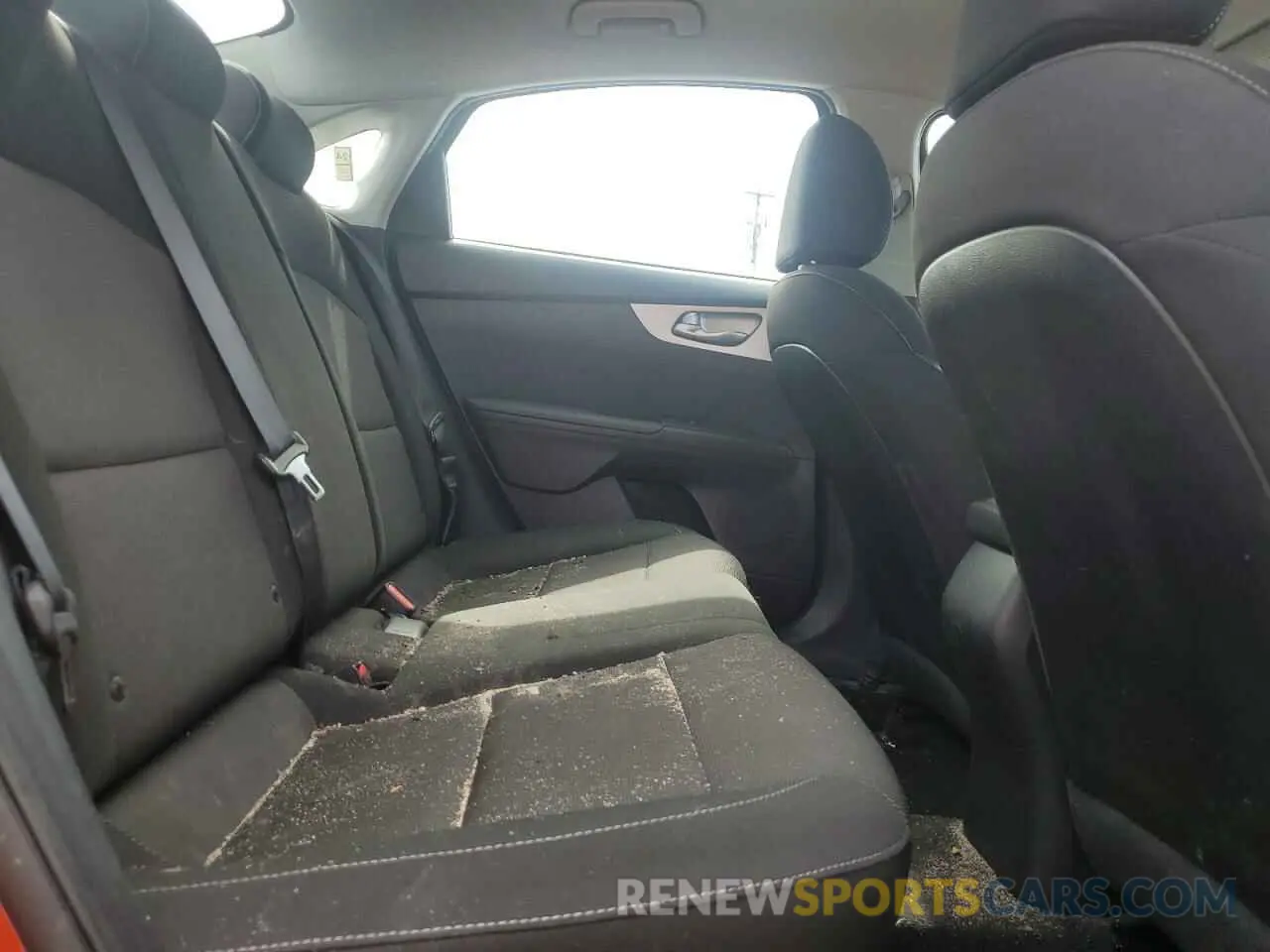 10 Фотография поврежденного автомобиля 3KPF24AD0PE625996 KIA FORTE 2023
