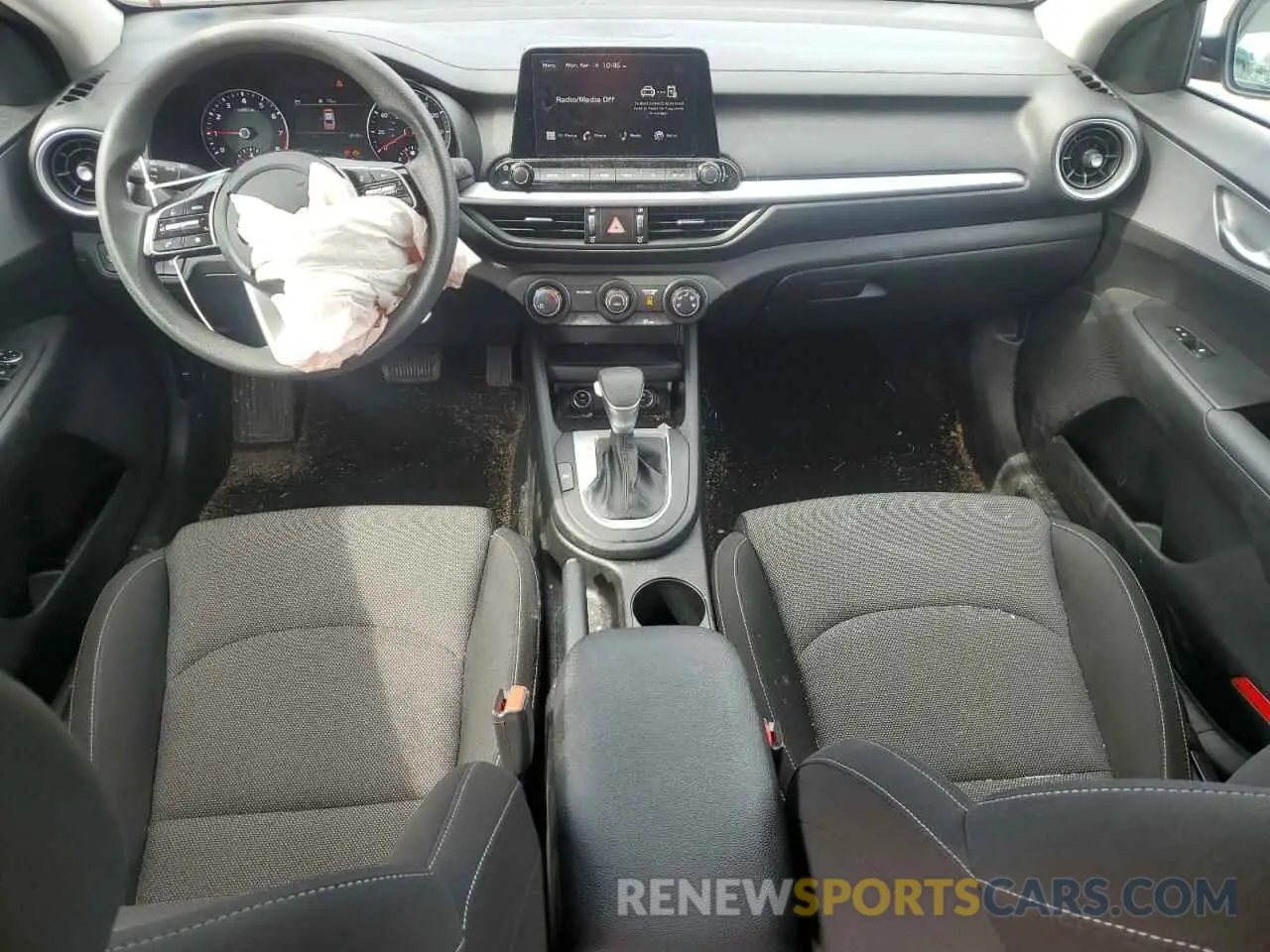 8 Фотография поврежденного автомобиля 3KPF24AD0PE625996 KIA FORTE 2023